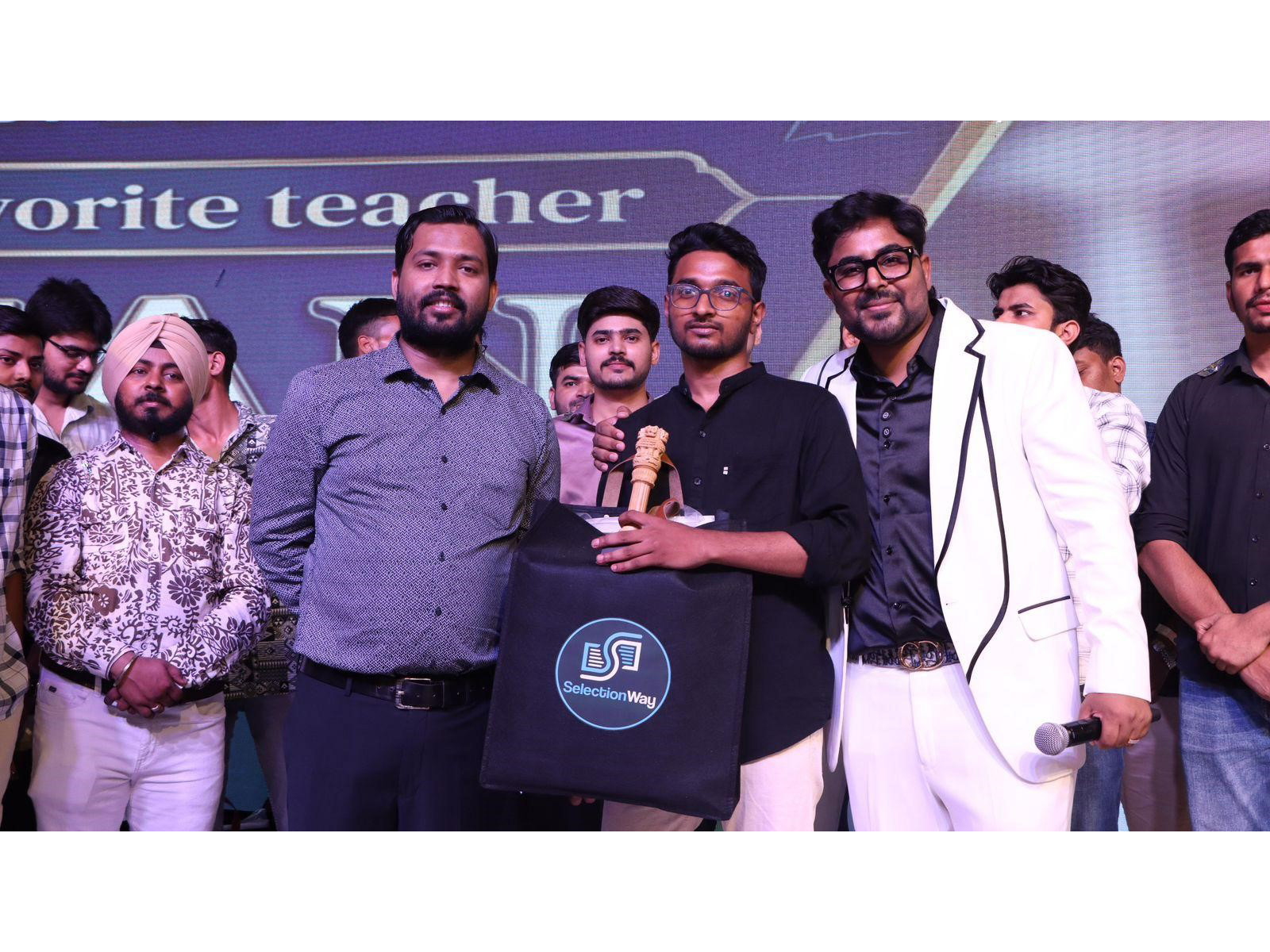 SelectionWay's Grand "Selection Samaroh" Creates History with Thousands of SSC Achievers Under One Roof