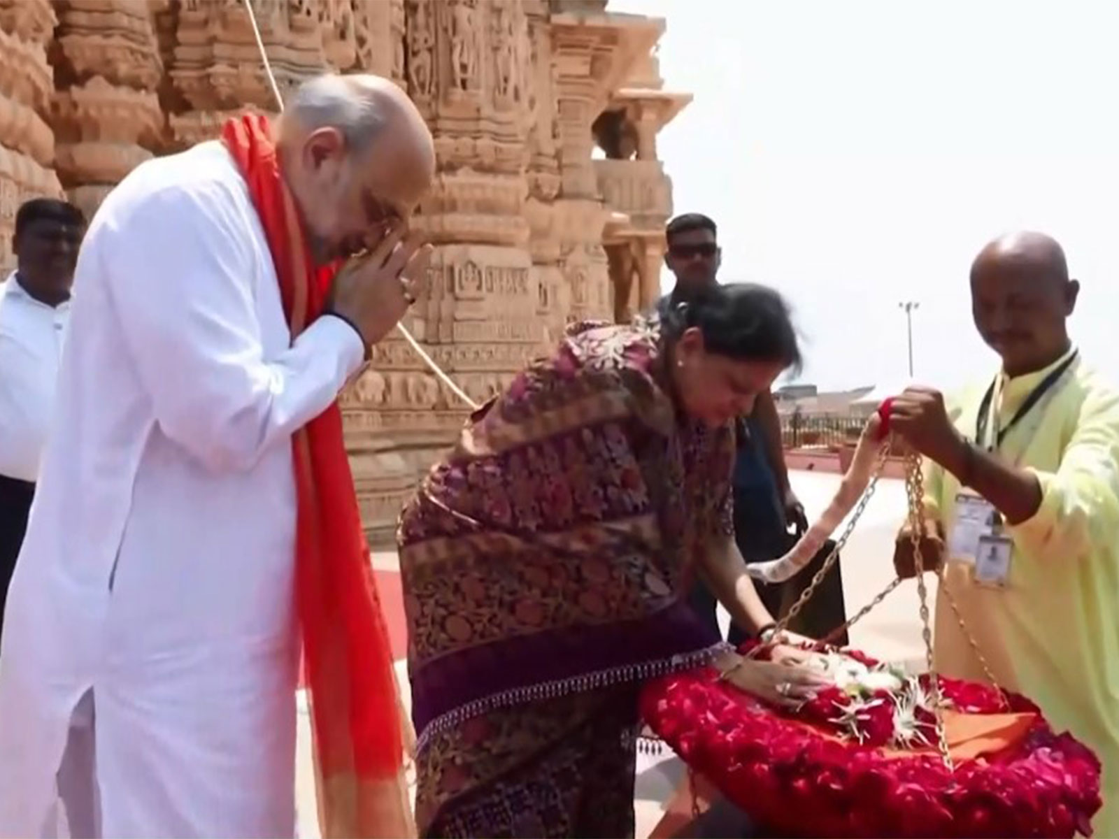 Union Home Minister Amit Shah offers prayers at Somnath Temple with his wife (Photo/ANI)