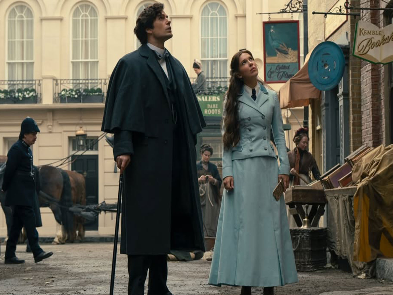 Henry Cavill and Millie Bobby Brown (Photo/Instagram@netflix)