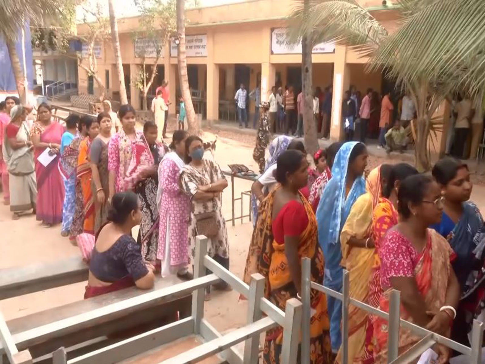 Long queues of women voters in West Bengal's Monteswar (Photo/ANI)  (Photo/ANI)