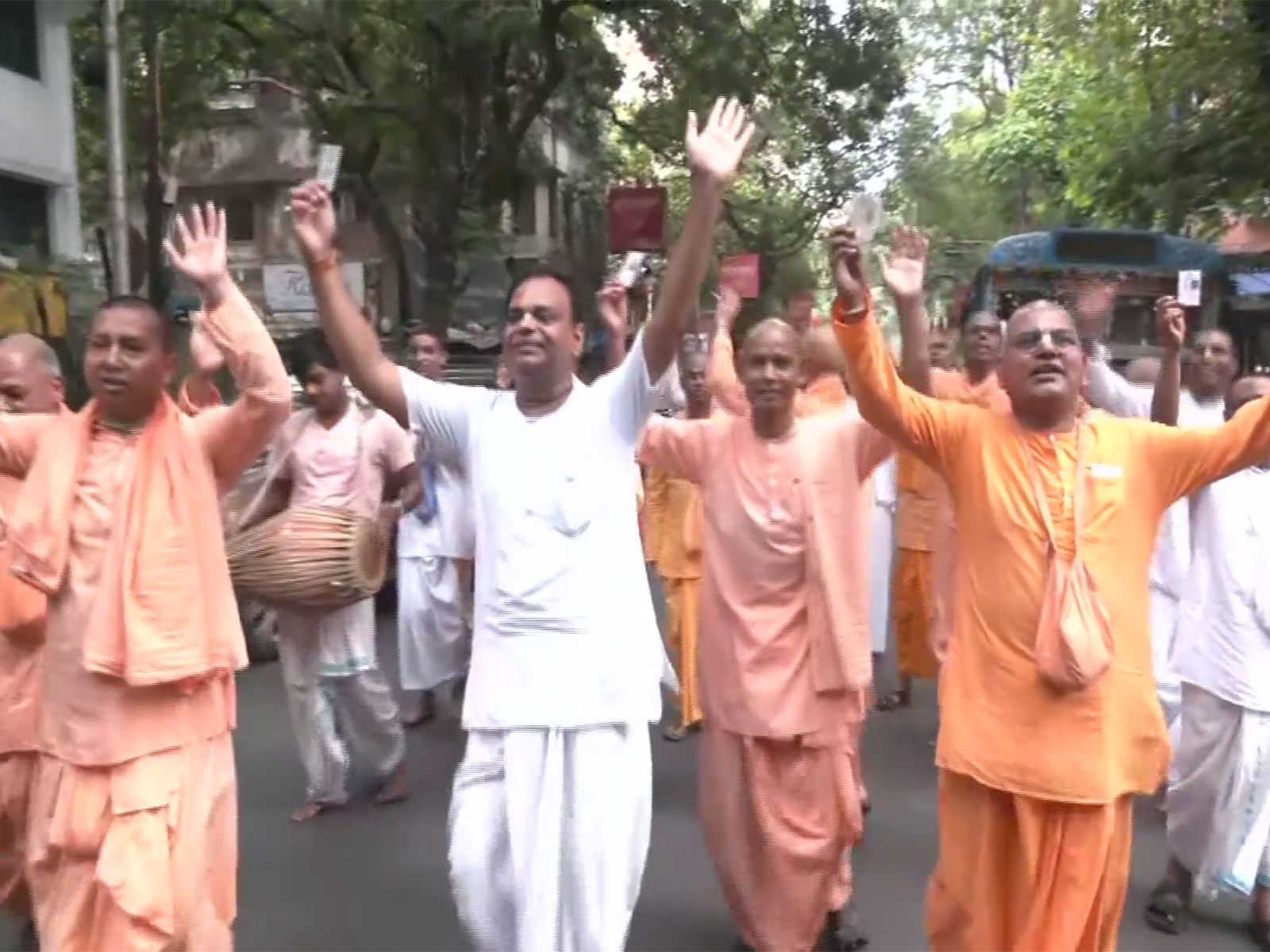 ISKCON monks chant bhajans in Kolkata (Photo/ANI) 
