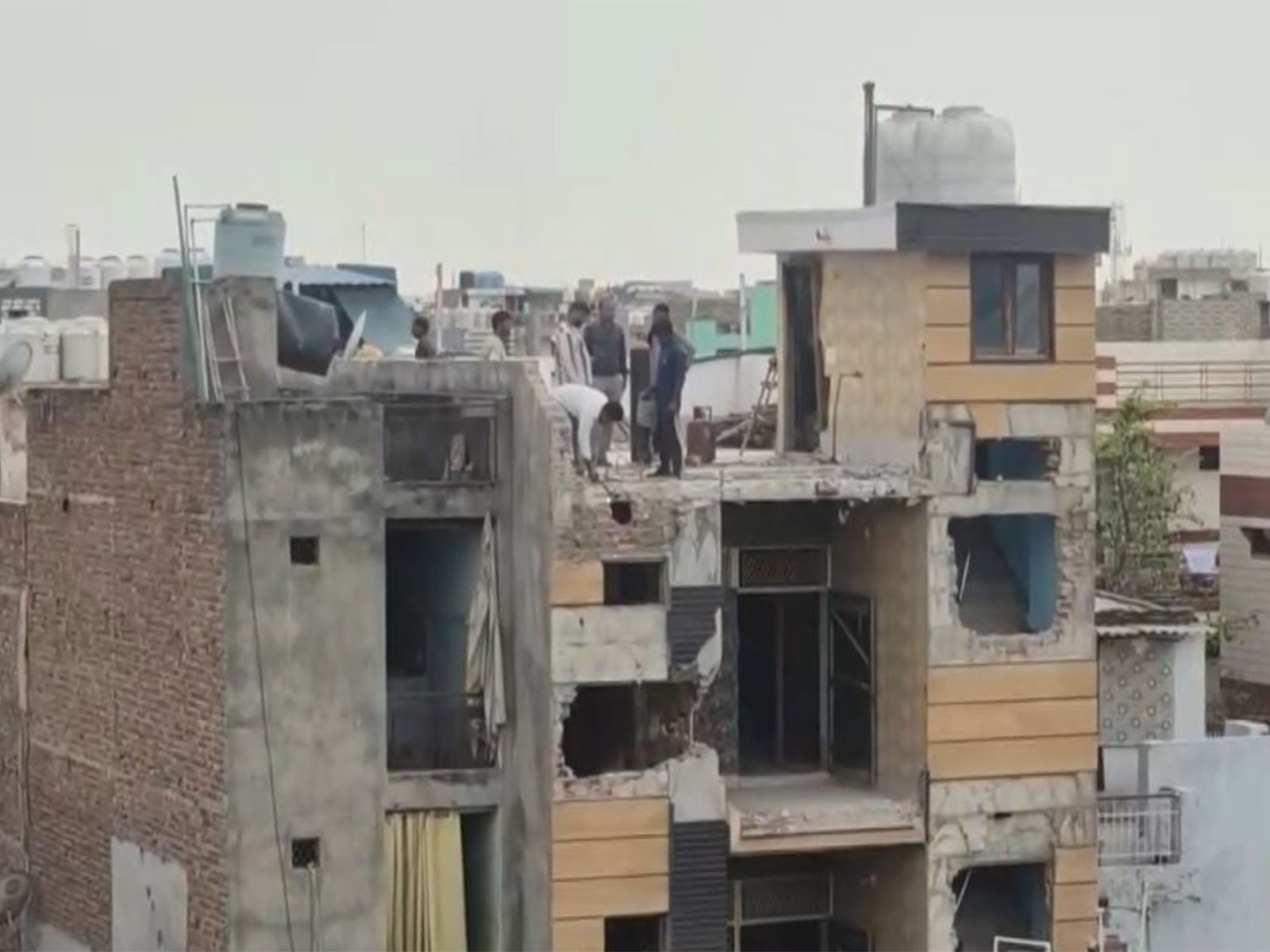 MCD demolishes Tarun Kumar murder accused's home (Photo/ANI)