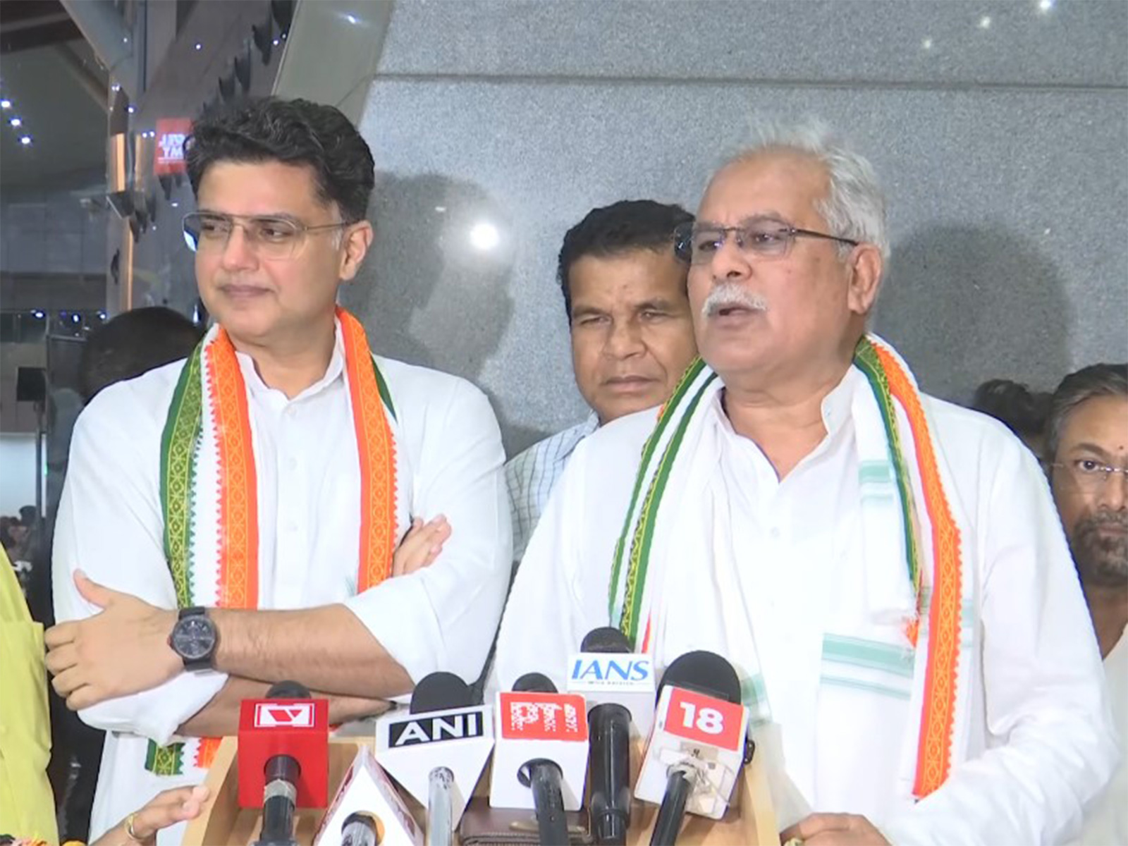 Congress leaders Bhupesh Baghel and Sachin Pilot (Photo/ANI)