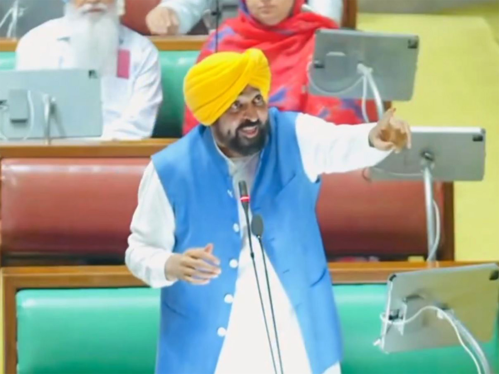 Punjab Chief Minister Bhagwant Mann (Photo/X@SukhpalKhaira)