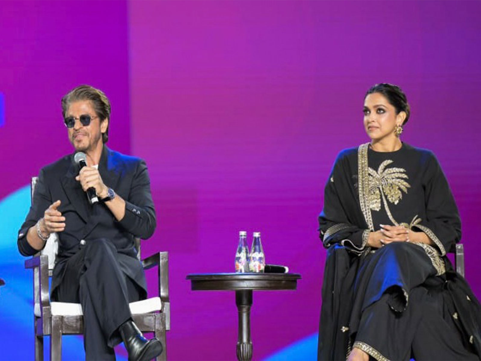 Shah Rukh Khan and Deepika Padukone (Image source: ANI)