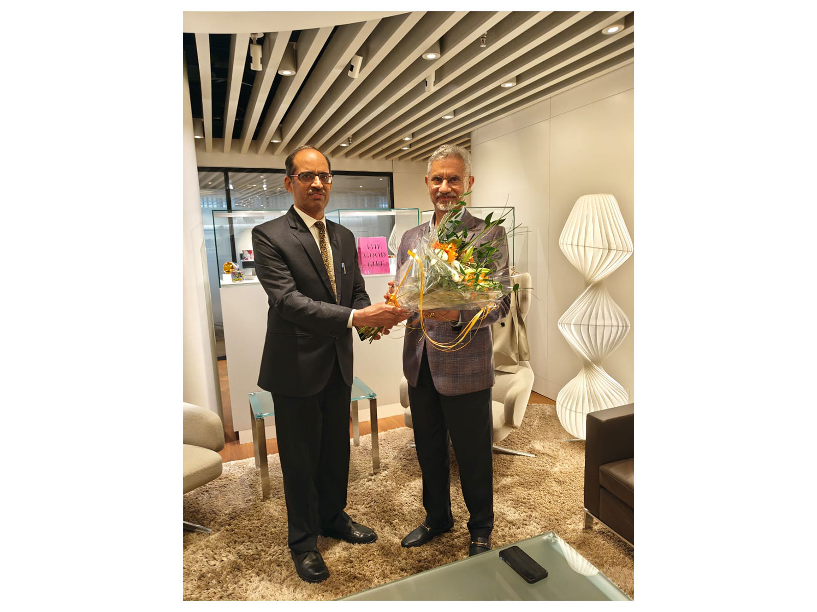EAM makes stopover in Zurich en route to 3-nation Caribbean visit (Photo/@IndiainSwiss)