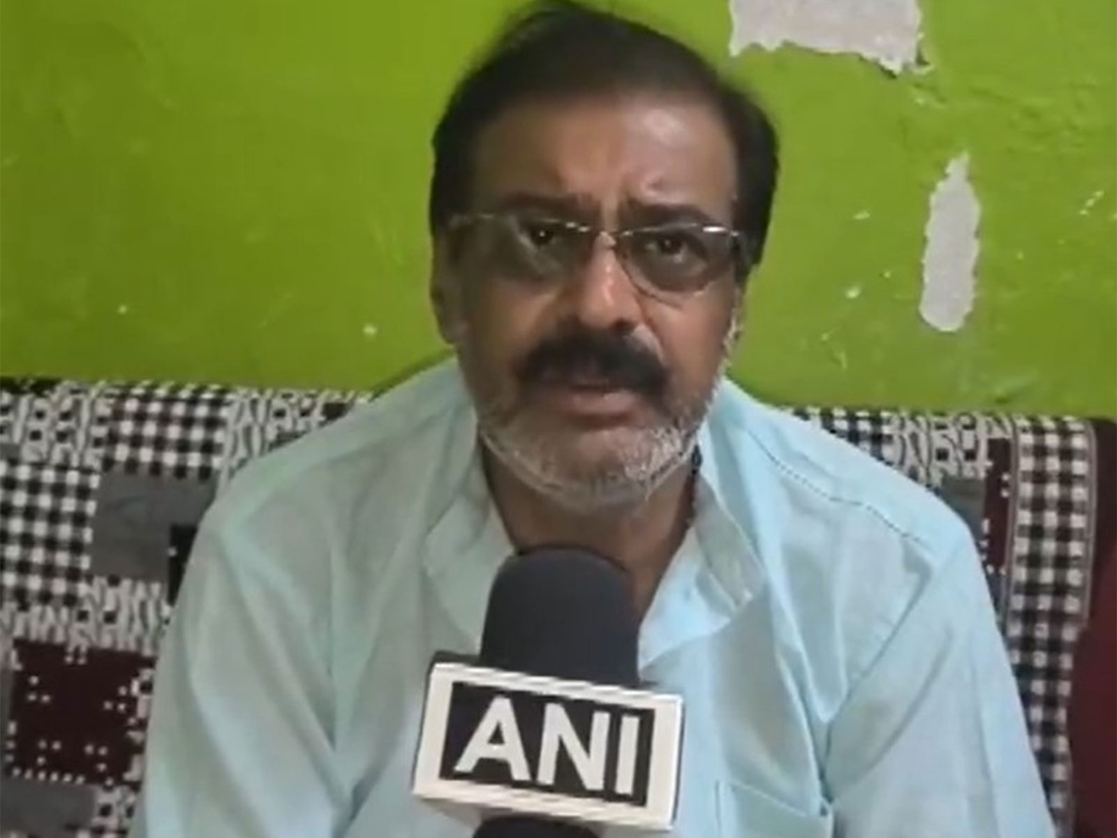 Viraj Soni's uncle, Prakash Soni (Photo/ANI)