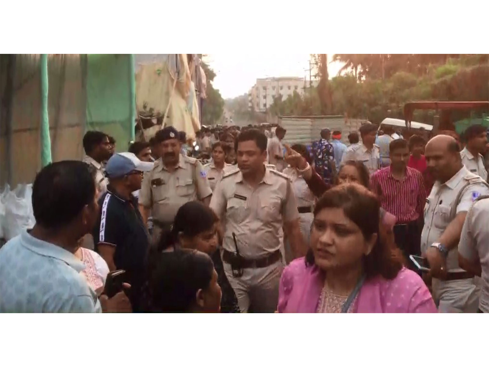 Commotion in Asansol after mobile phone found in strong room premises (Photo/ANI)