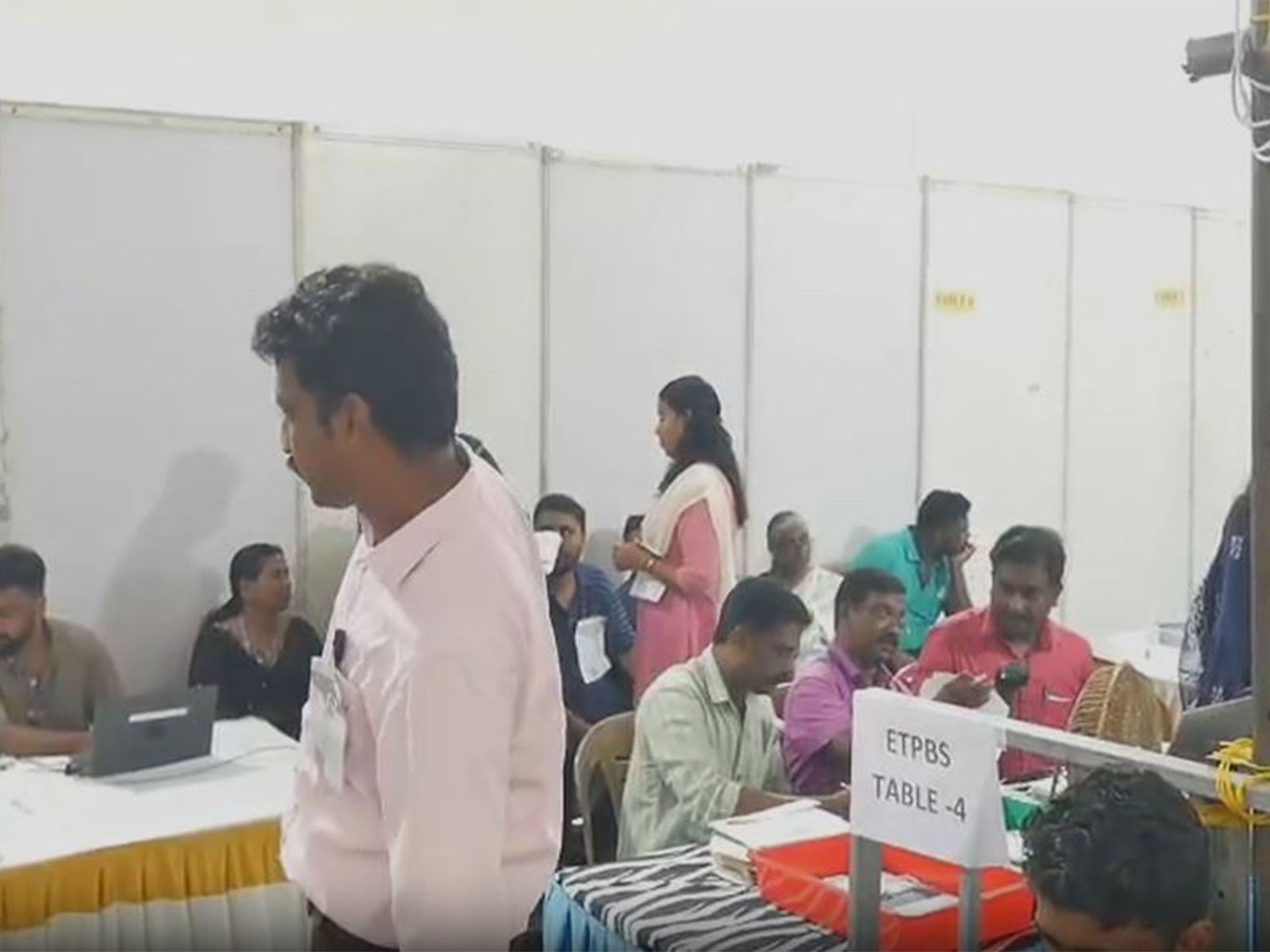 Visual from a counting centre (Photo/ANI)