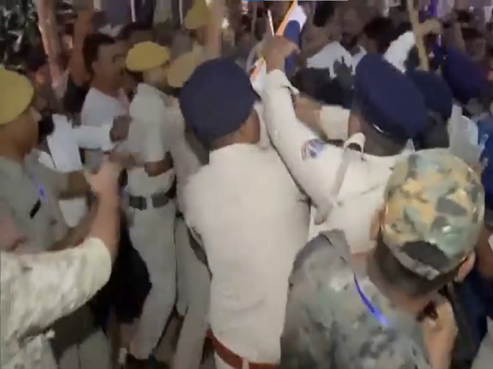Scuffle at Barrackpore Rastraguru Surendranath counting centre in North 24 Parganas (Photo/ANI)