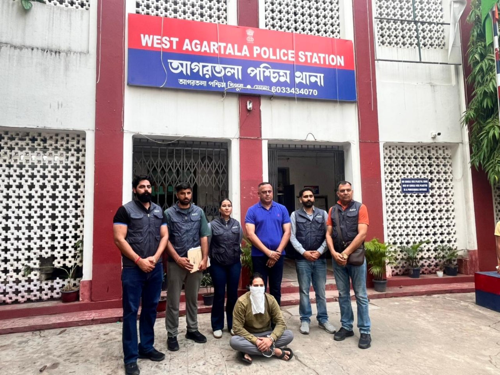 Agartala Police with arrestees (Photo/ANI)