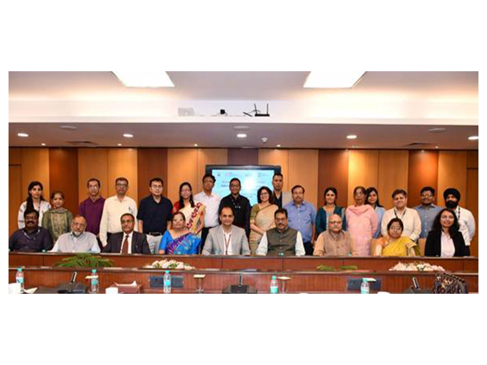 NIScPR signs an MoU with RIS (Photo/PIB)