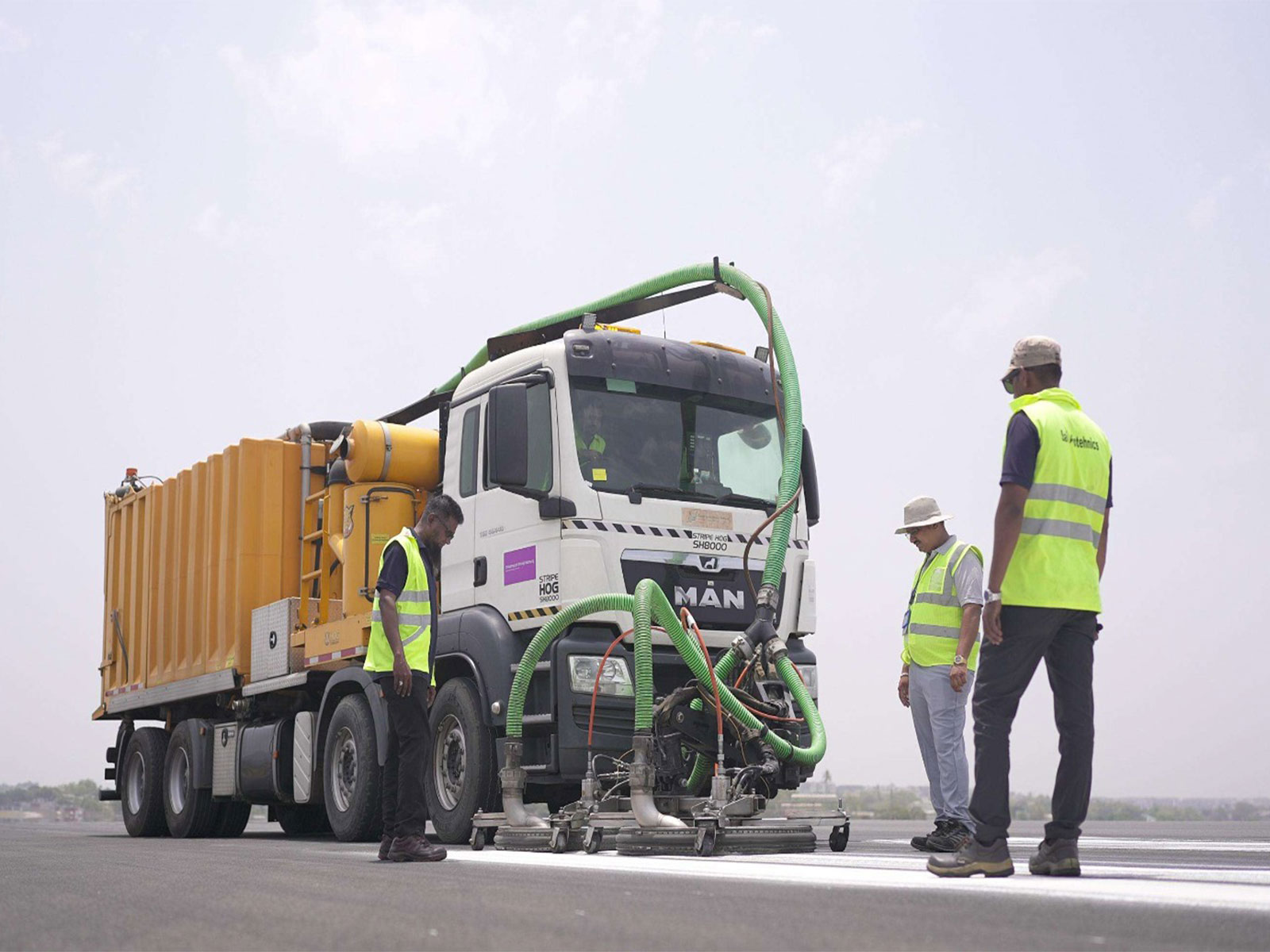 Mumbai airport completes runway maintenance works ahead of monsoon season (Photo/Mumbai International Airport) 