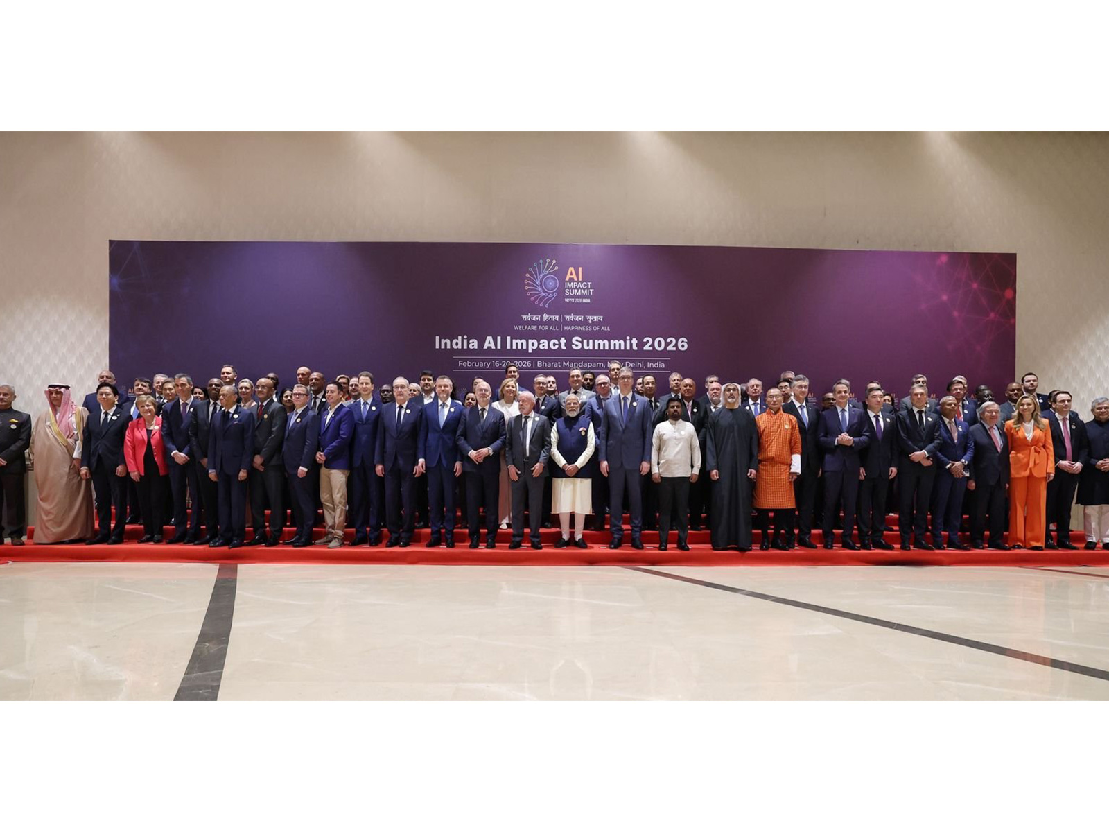 Gathering of world leaders (Photo/@NarendraModi)
