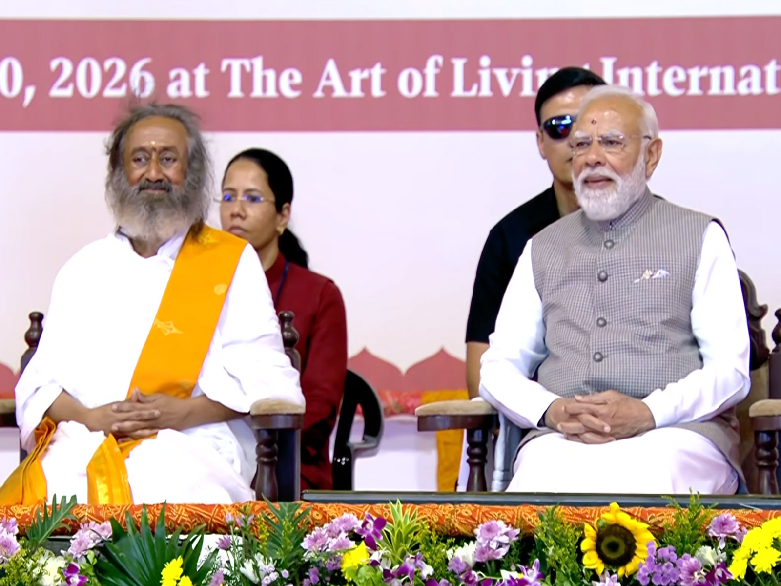 Prime Minister Narendra Modi with Gurudev Sri Sri Ravi Shankar (Photo/ANI)