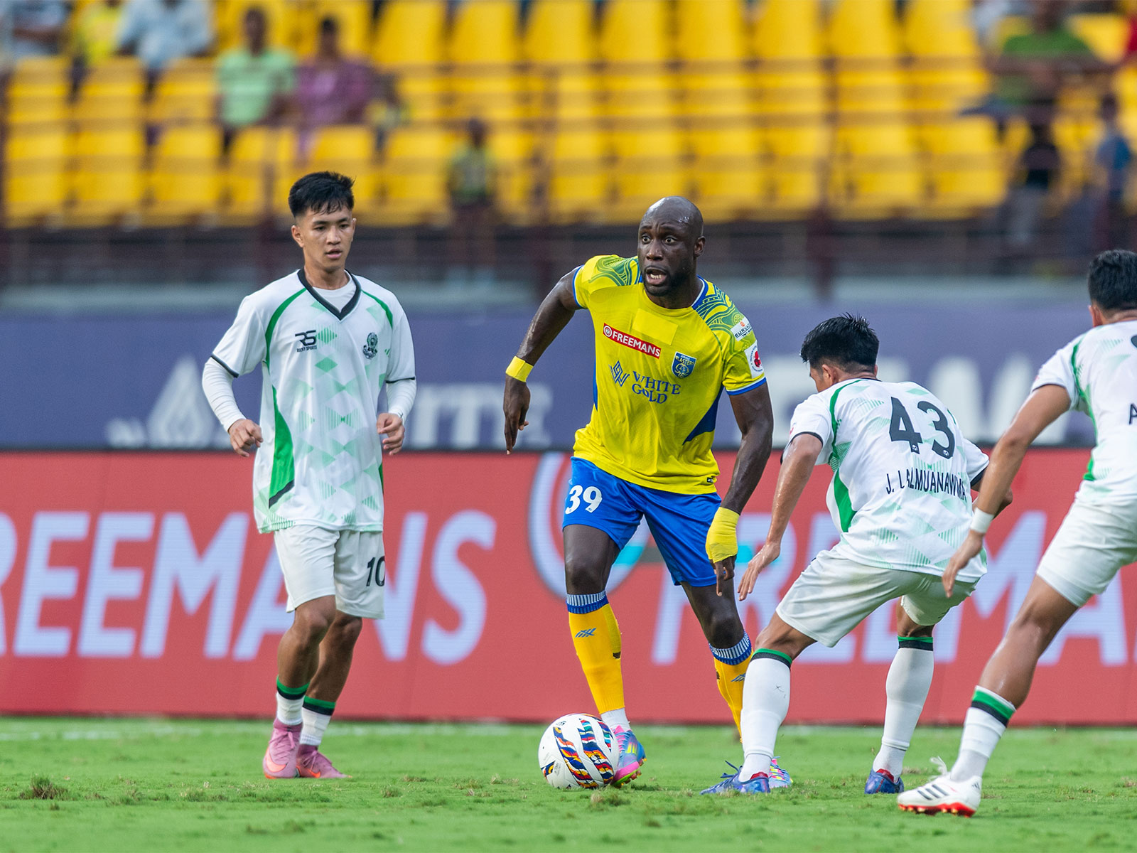 Kerala Blasters vs Mohammedan Sporting SC match in the ISL 2025-26. (Photo/AIFF Media)