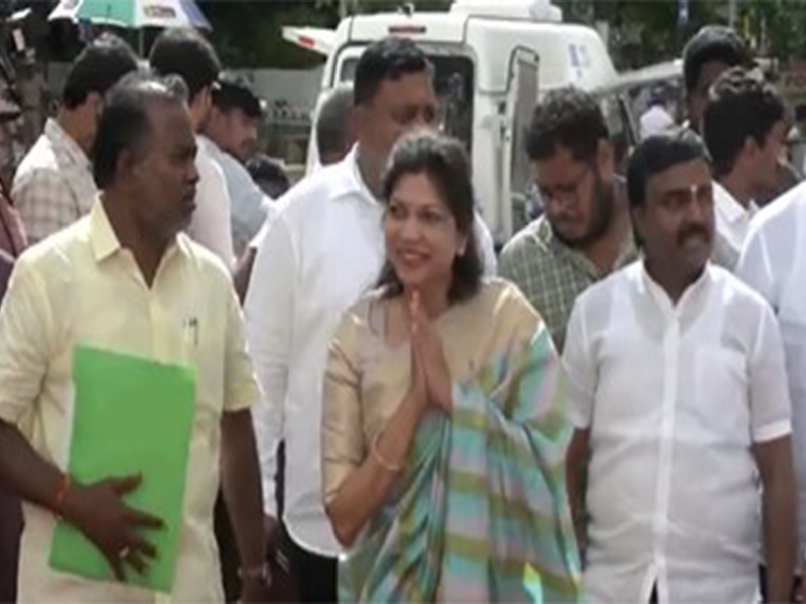 Newly elected MLA's arrive at the State Assembly (Photo/ANI)