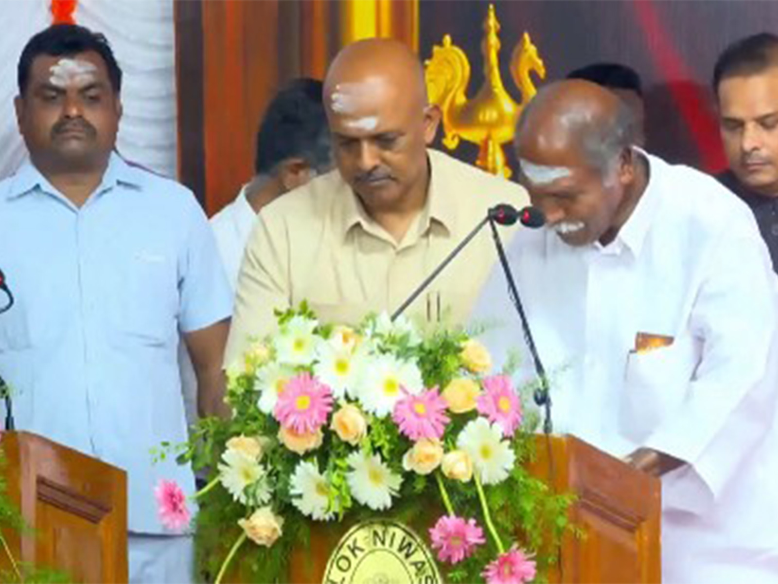 Puducherry CM N Rangasamy taking oath (Photo/ANI)