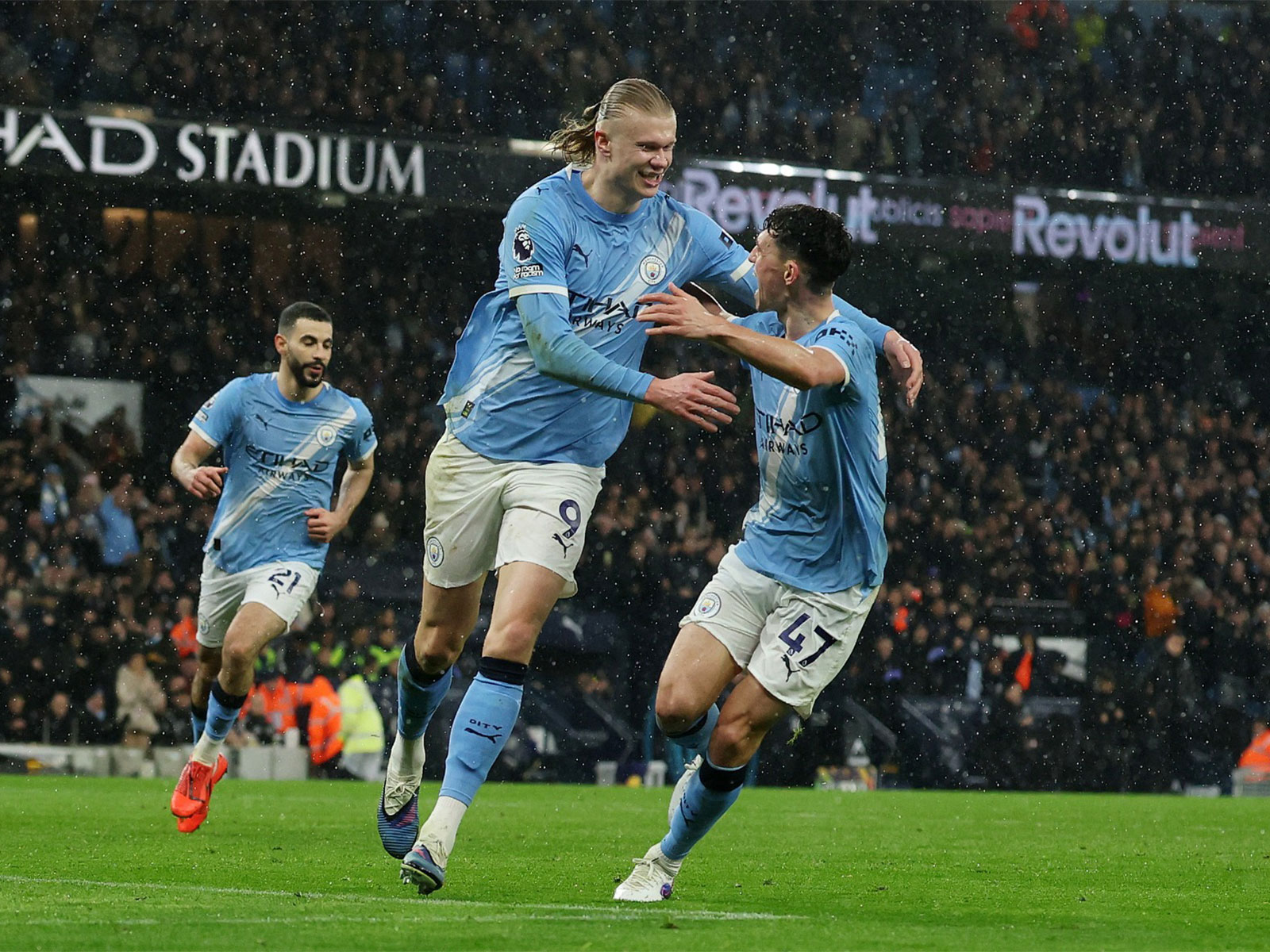 Erling Haaland (centre). (Photo: Reuters)
