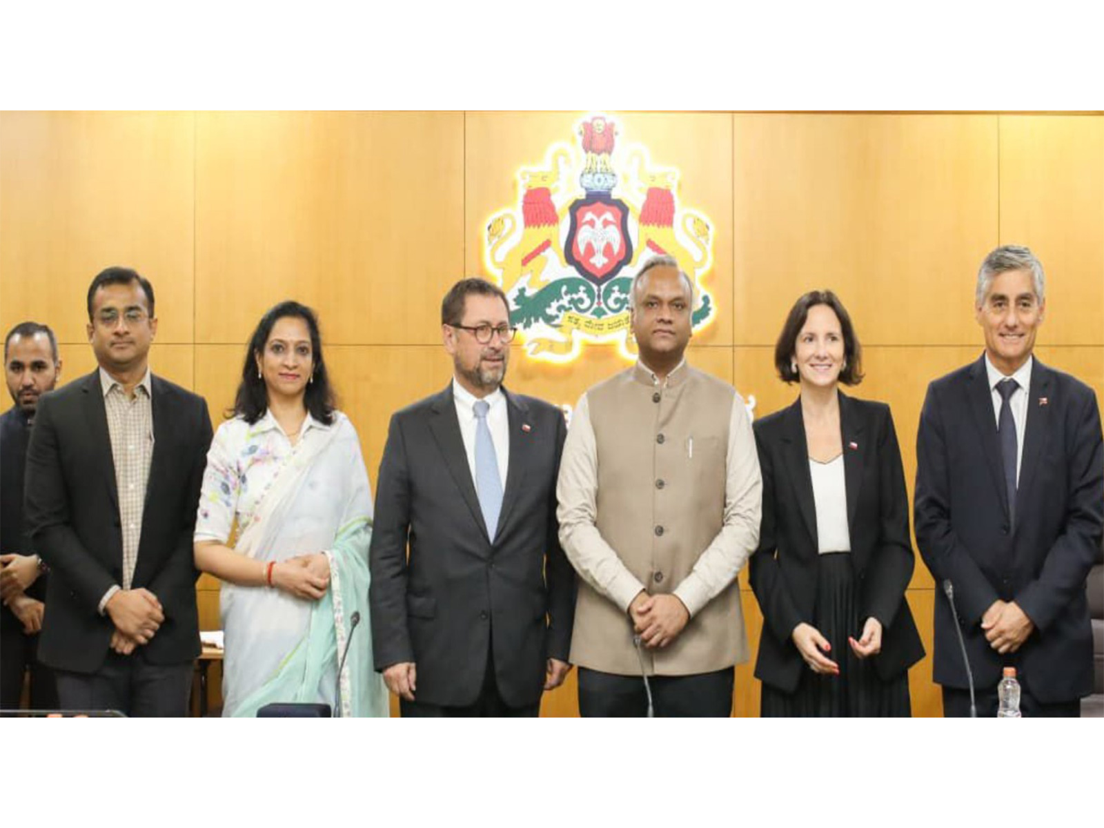 IT Minister Priyank Kharge meets Chilean delegation led by Foreign Minister Francisco Perez Mackenna (Photo/ Priyank kharge office)