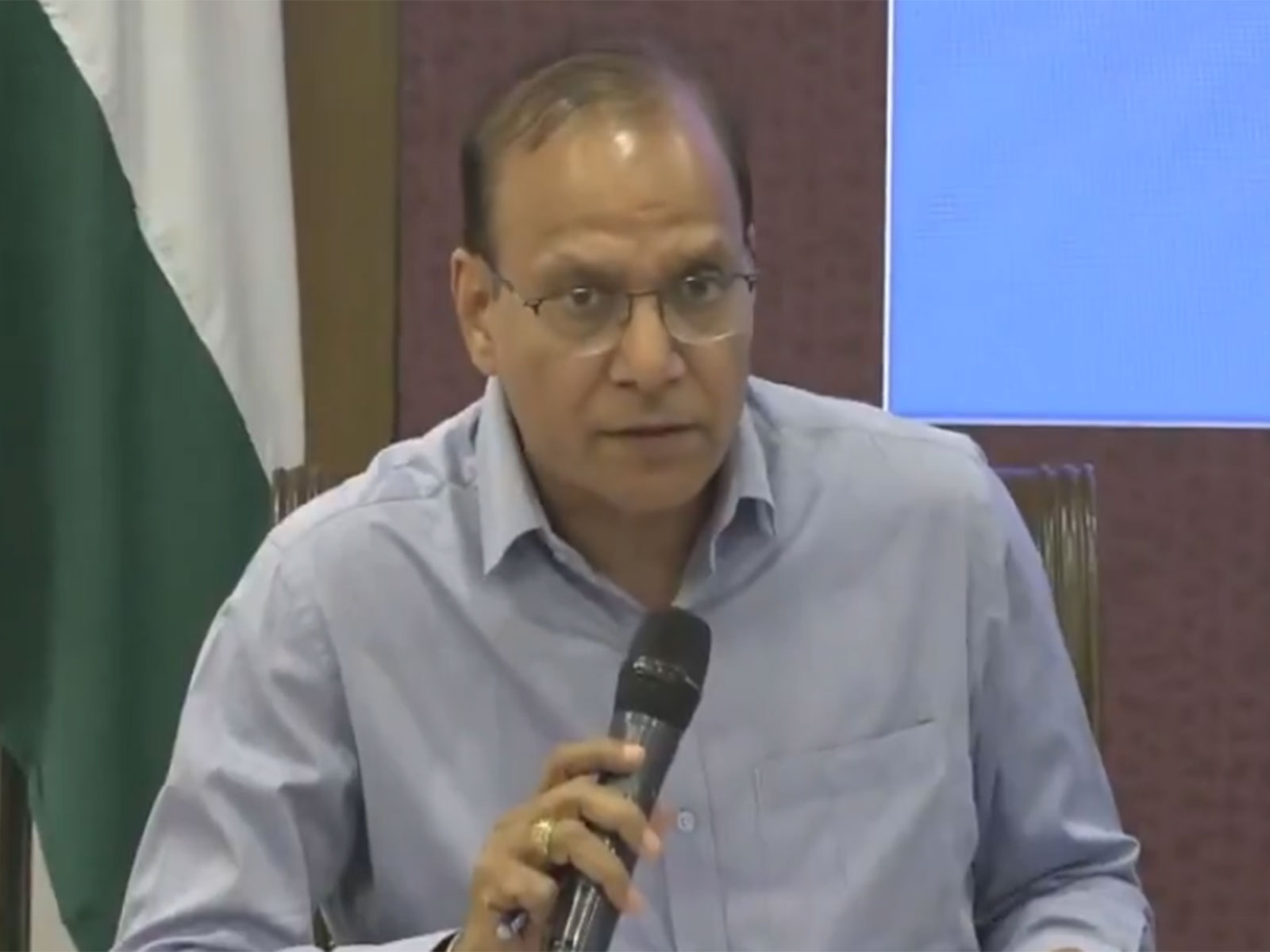 Mukesh Mangal, Additional Secretary in the Ministry of Ports, Shipping and Waterways (Photo/PIB)