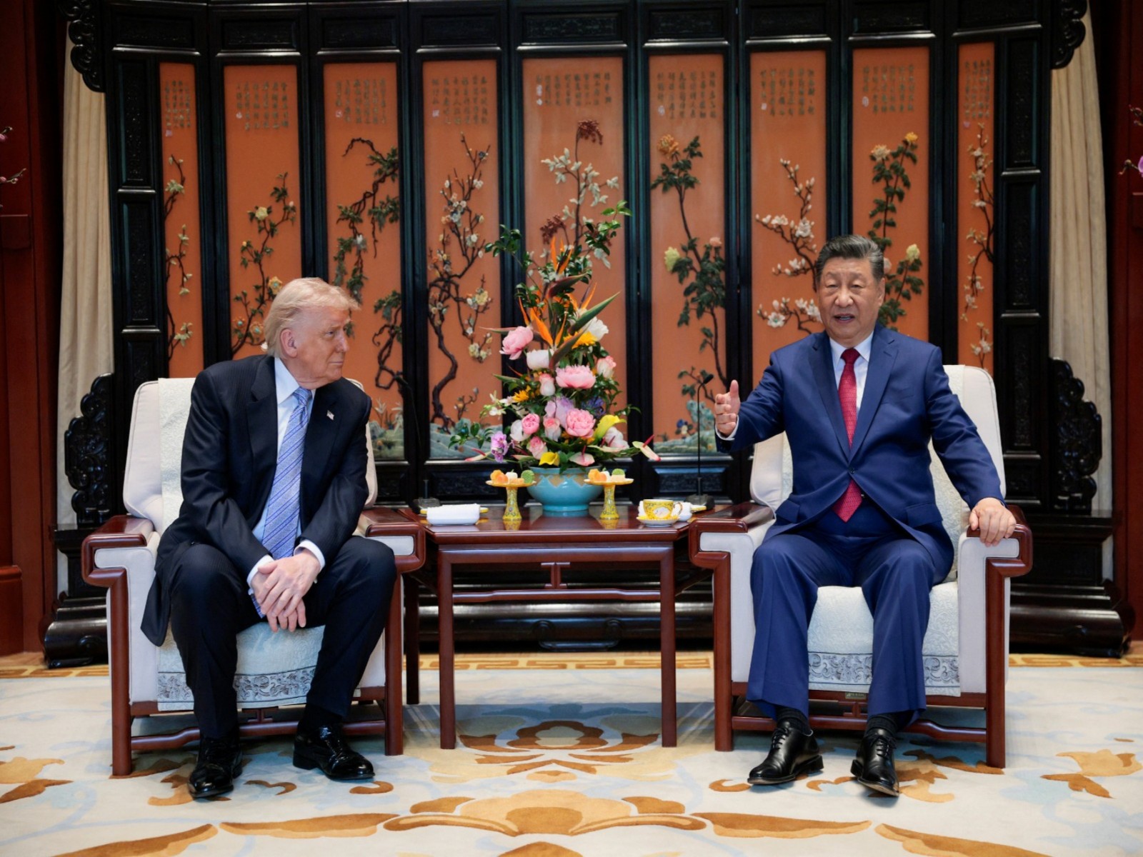 US President Donald Trump with Chinese President Xi (Photo/Reuters)