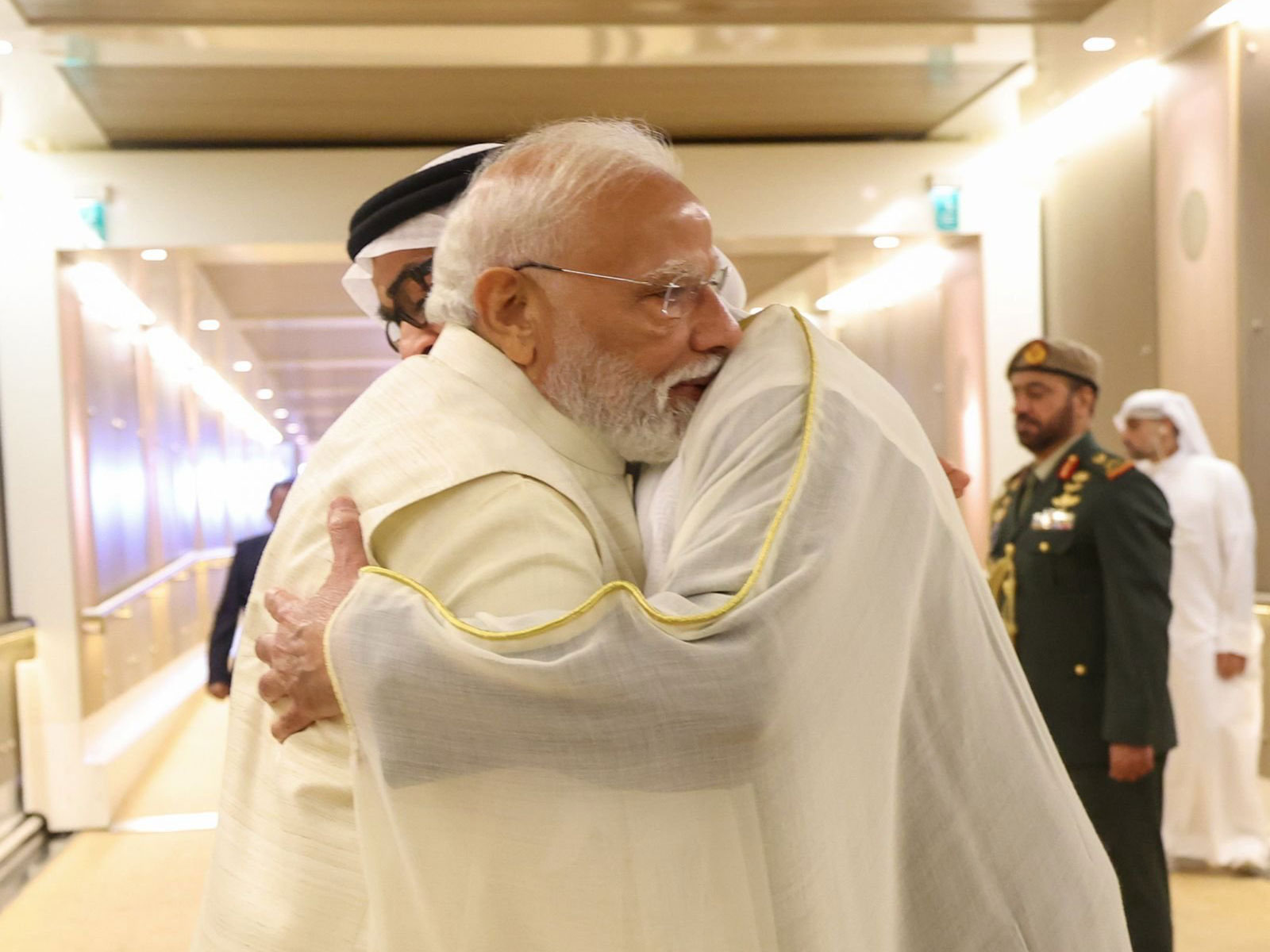 Prime Minister Narendra Modi with UAE President Mohamed bin Zayed Al Nahyan (Photo: X/@narendramodi)