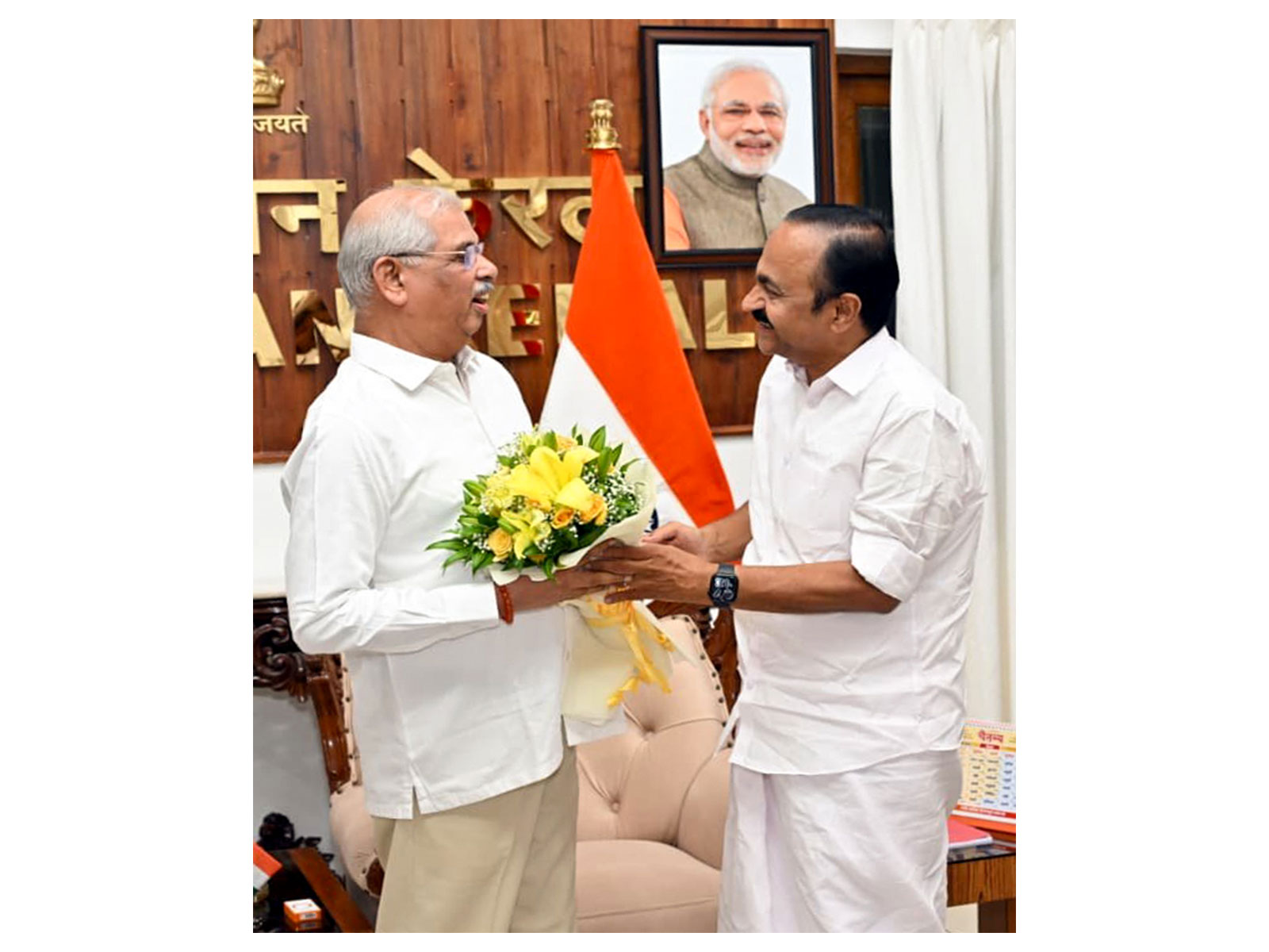 Keralam Chief Minister designate VD Satheesan meets Governor Rajendra Vishwanath Arlekar at the Lok Bhavan (Photo/ANI)