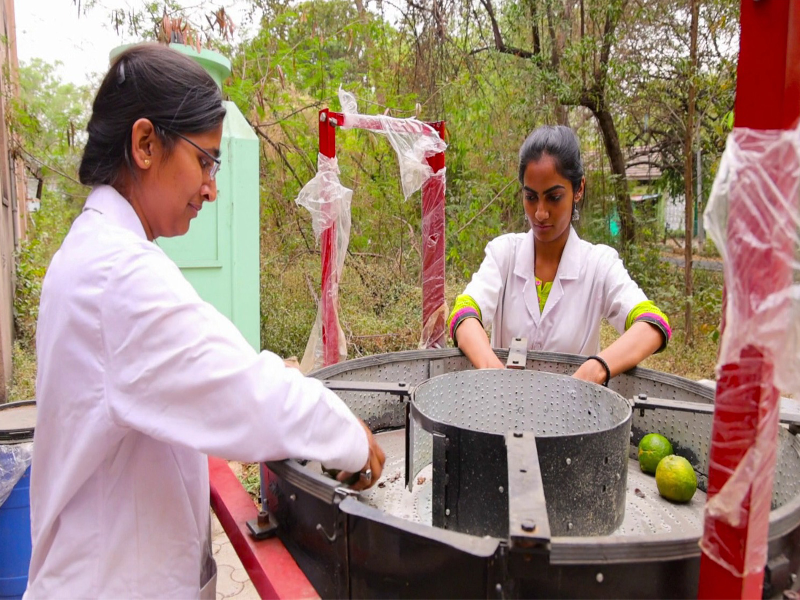 Nagpur youth turn orange peels into sustainable innovation (Photo/ANI)