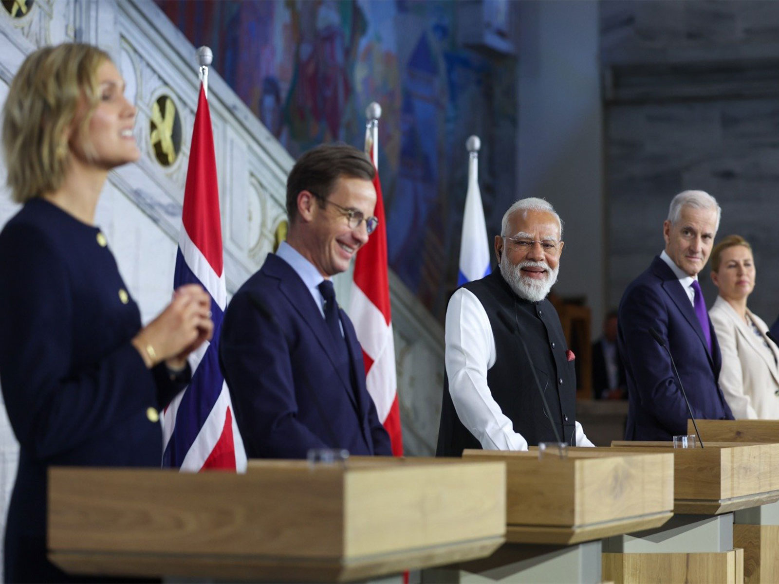 Leaders at 3rd India-Nordic Summit (Photo/X@NarendraModi)