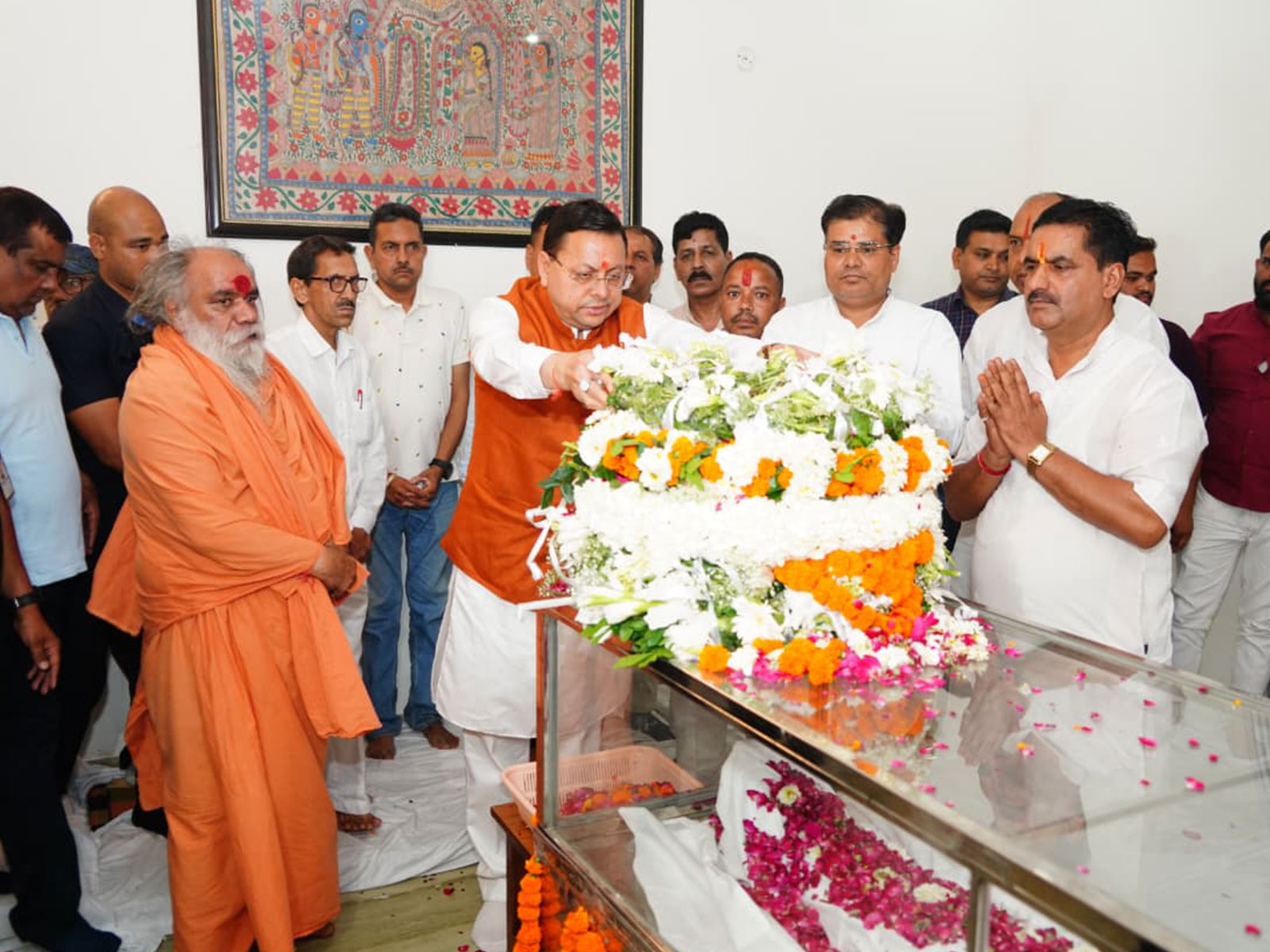 CM Dhami visits residence of former Uttarakhand CM Major General Bhuvan Chandra Khanduri (Photo ANI)
