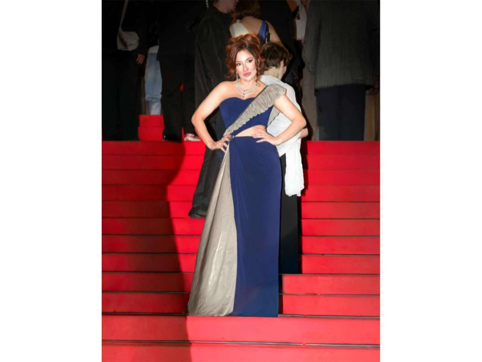 Meet Kaur Turns Heads at the 79th Cannes Film Festival; Actress Represents India in Stunning Red Carpet Look