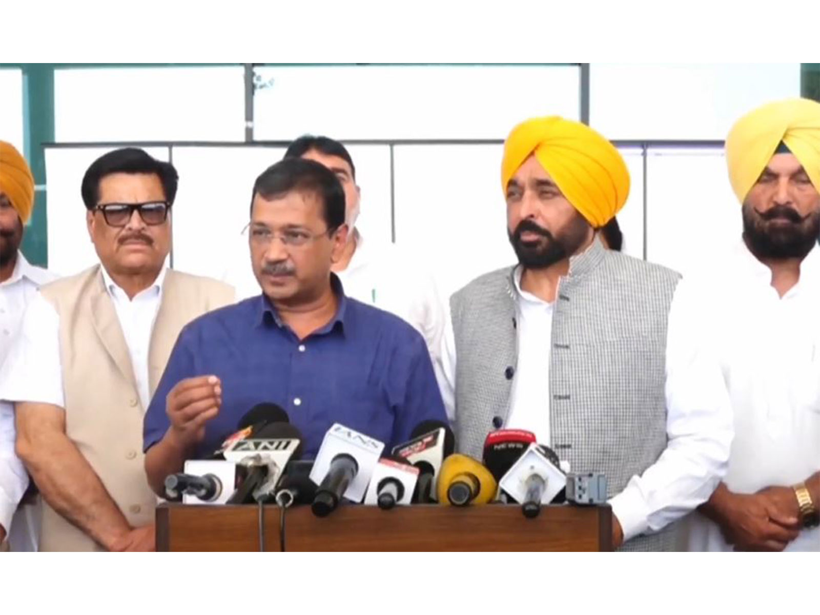 AAP National Convenor Arvind Kejriwal and Punjab CM Bhagwant Mann (Photo/Govt of Punjab)