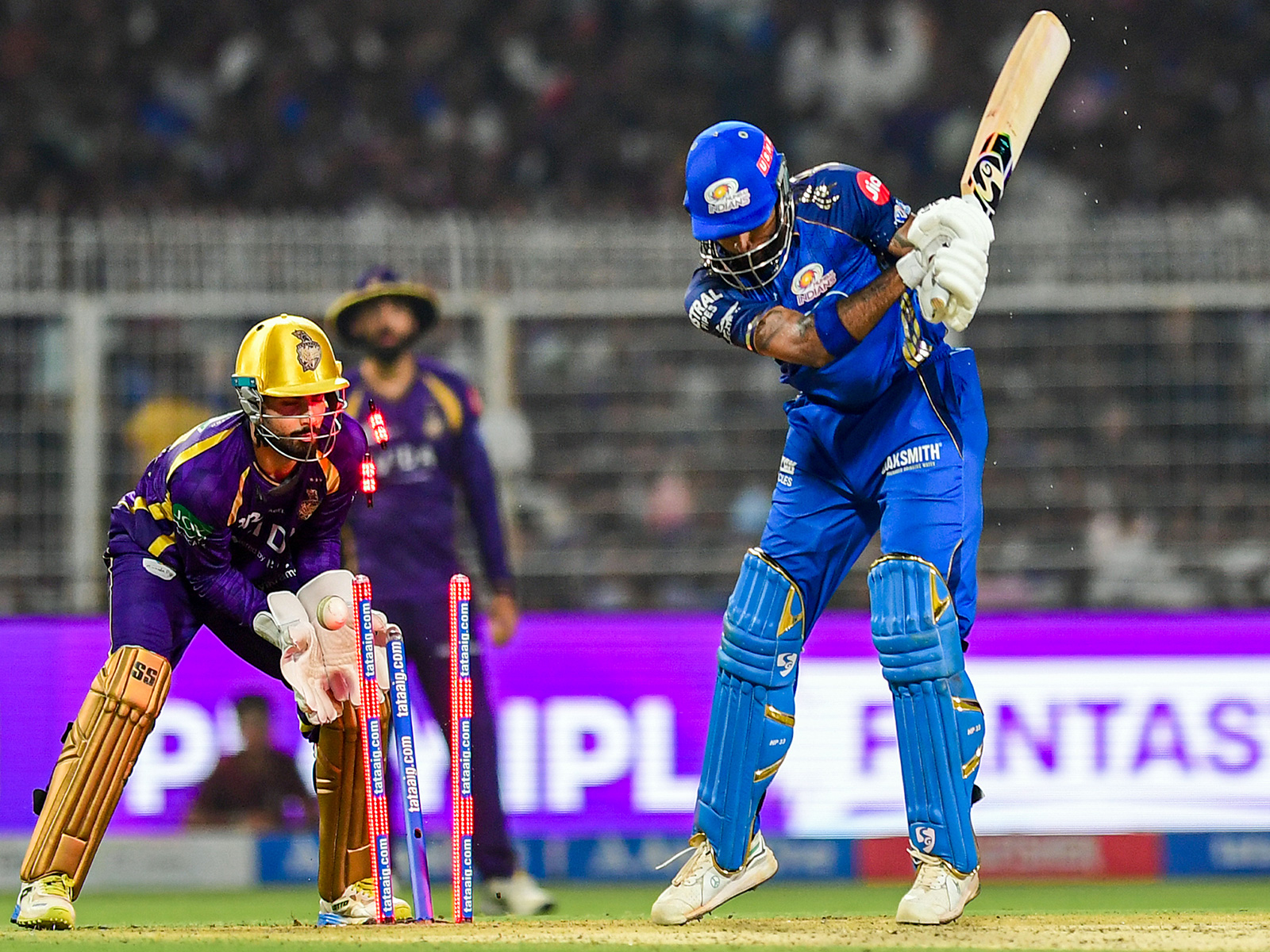 MI's Hardik Pandya's dismissal against KKR in IPL 2026. (Photo/ANI)