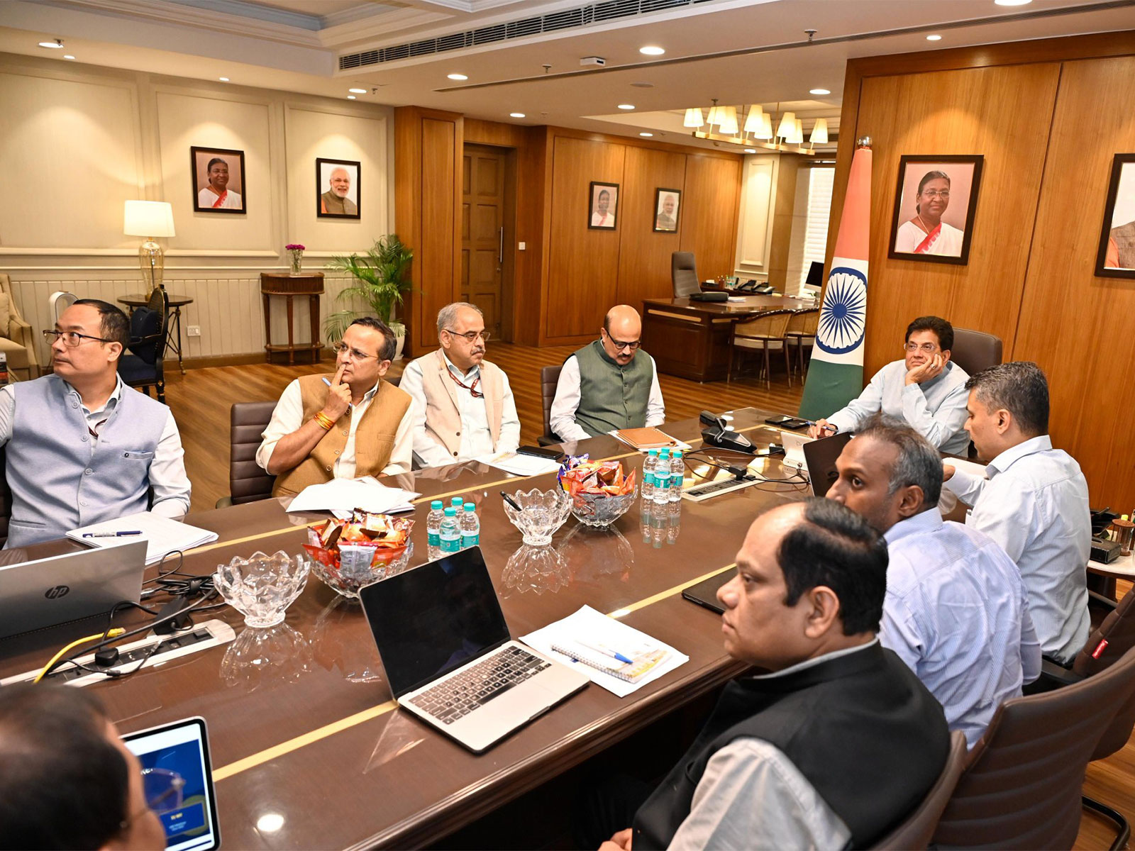 Piyush Goyal reviews precious metals sector (Photo/X@PiyushGoyalOffc)
