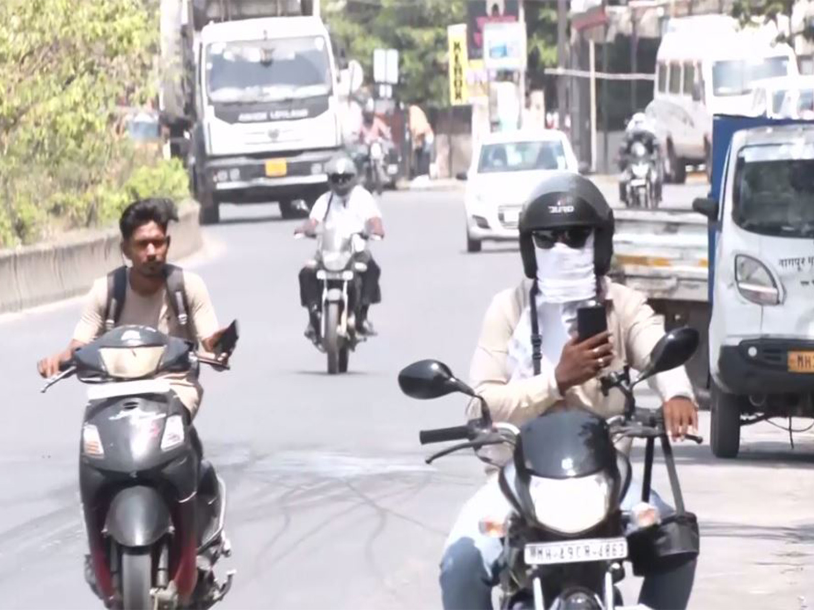 Severe heatwave conditions continue across Vidarbha (Photo/ANI)