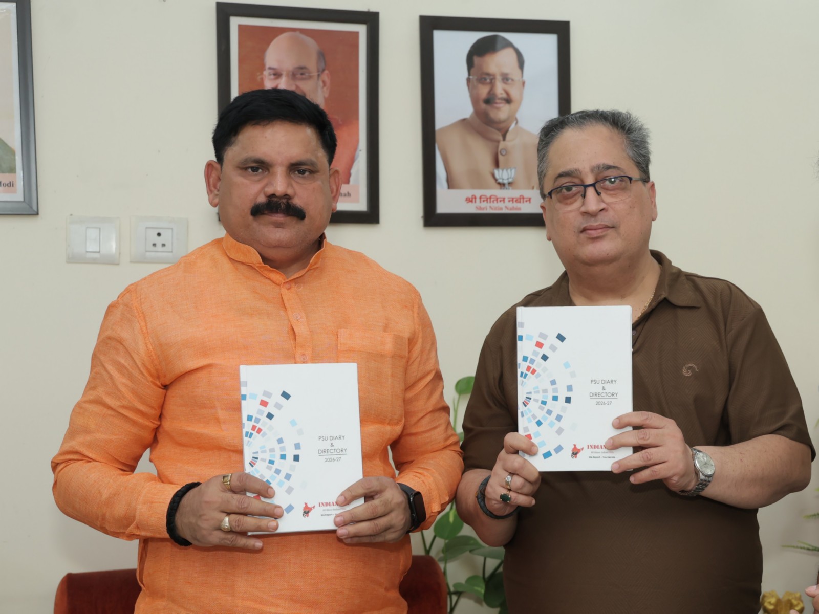  Hon'ble Minister of State for Coal & Mines Shri Satish Chandra Dubey released INDIANPSU Diary & Directory 2026 in New Delhi with Editor-in-Chief Vivek Avasthi