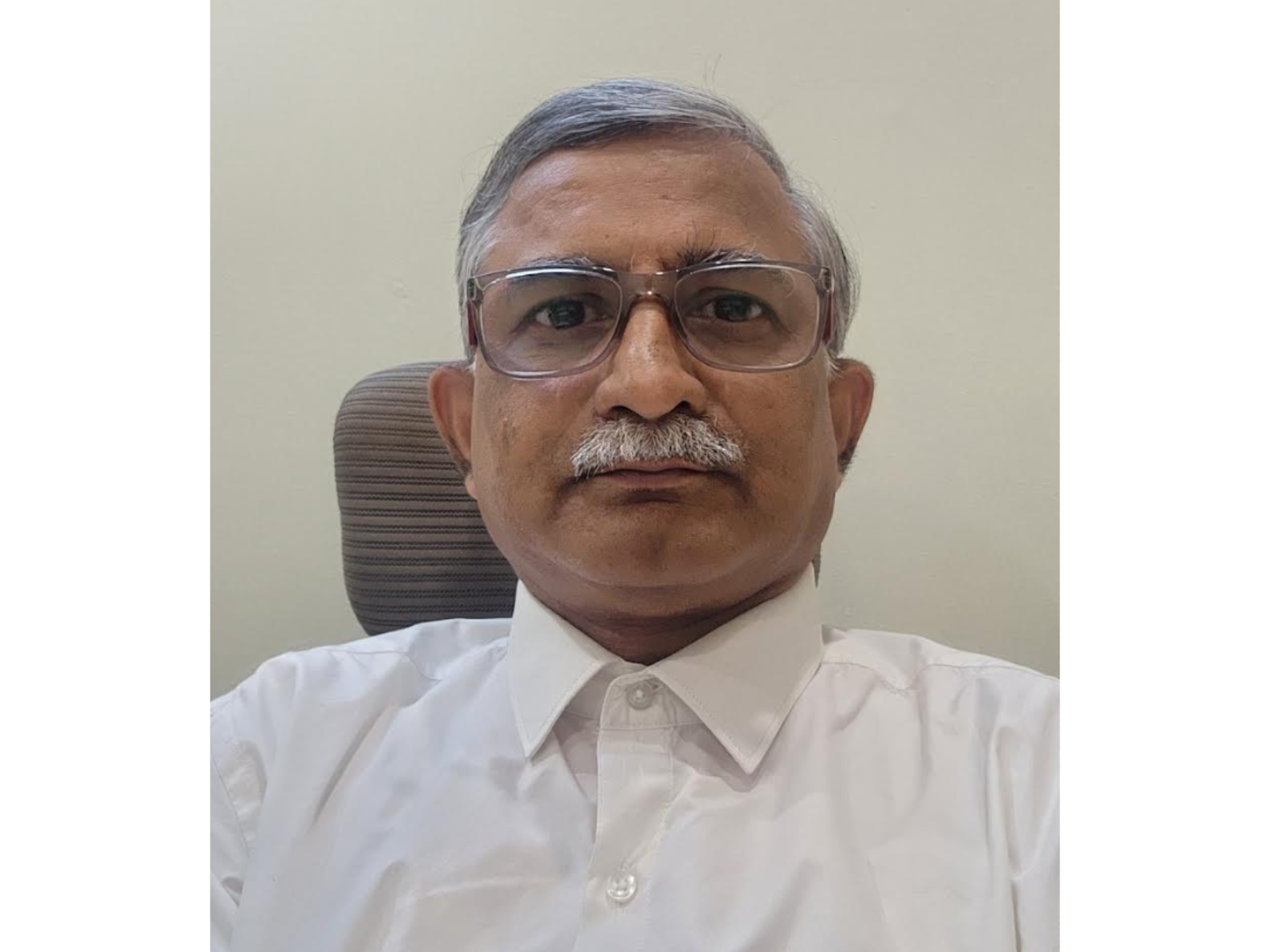 Dr JLN Sastry, Ayurveda Consultant and Practitioner (Former CEO-NMPB)