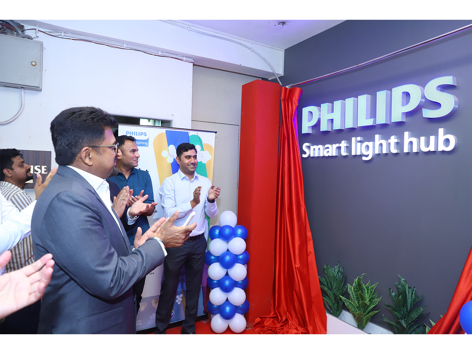 Signify Expands Philips Smart Light Hub Network Across India to 345 Stores