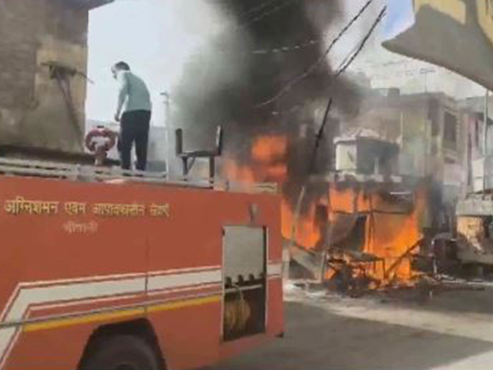 Fire breaks out at Bhiwani (Photo/ANI)