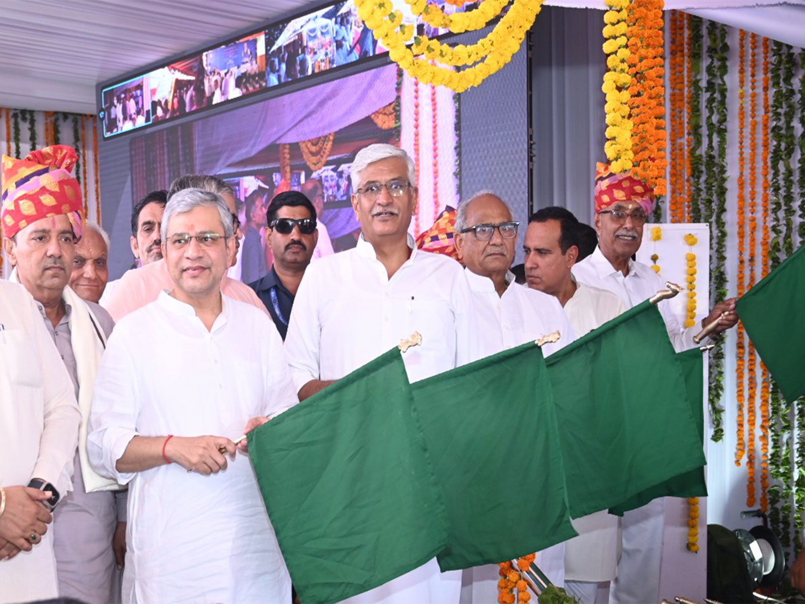 Union Railway Minister Ashwini Vaishnaw and Gajendra Singh Shekhawat, announced major railway upgrades in Rajasthan(Photo/ANI)