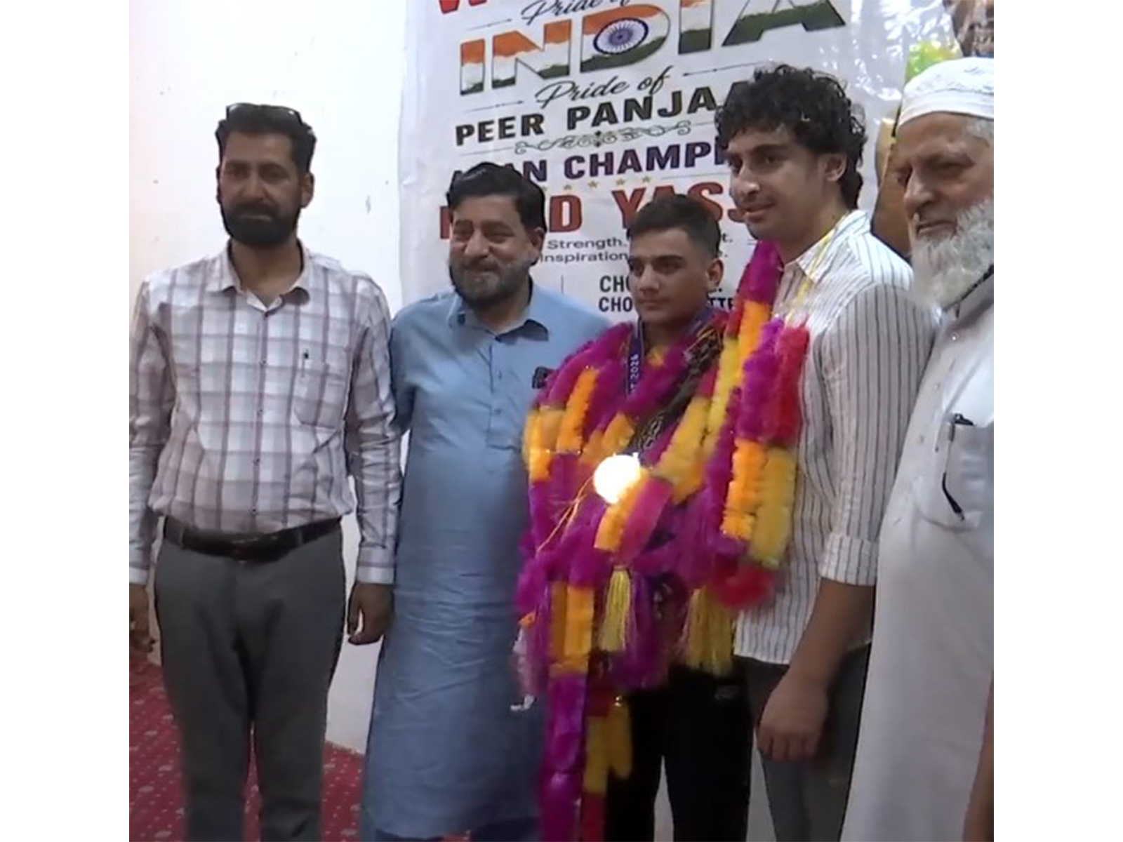 Mohammad Yasser (third from left) (Photo: ANI)