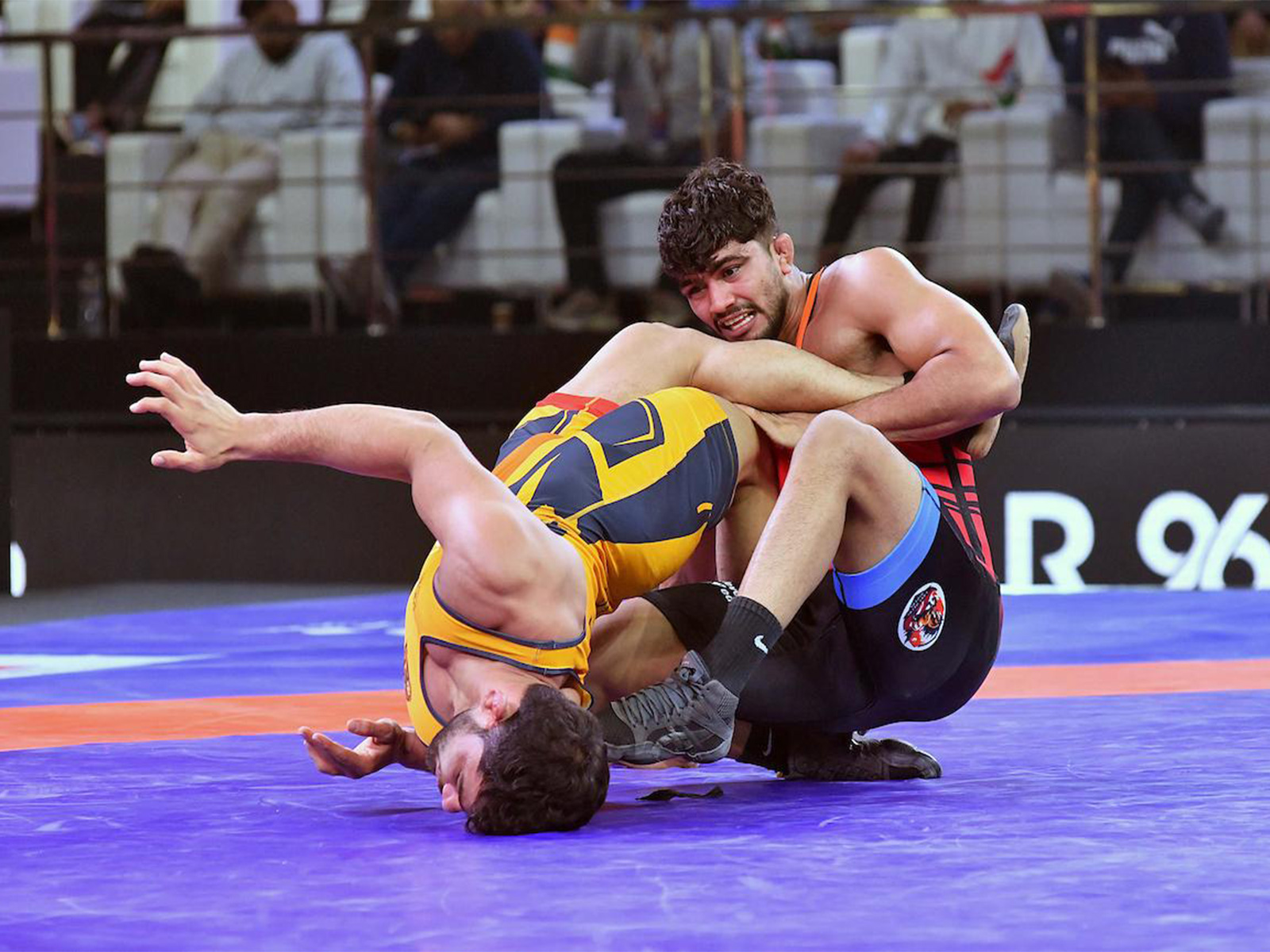 Wrestlers in action at Pro Wrestling League (Photo: PWL)