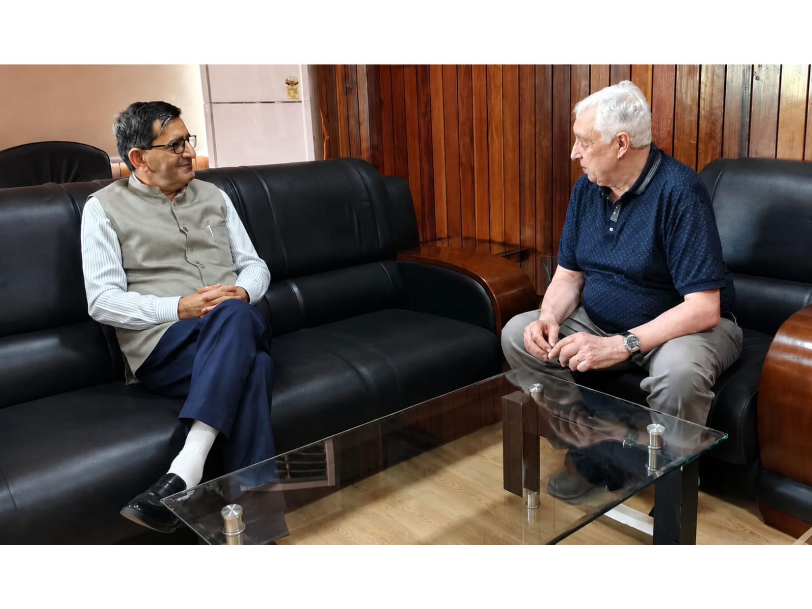 CSIR-IIIM Jammu teams up with French scientist Prof Mignani, a renowned French scientist, for drug discovery (Photo/CSIR-IIIM Jammu)