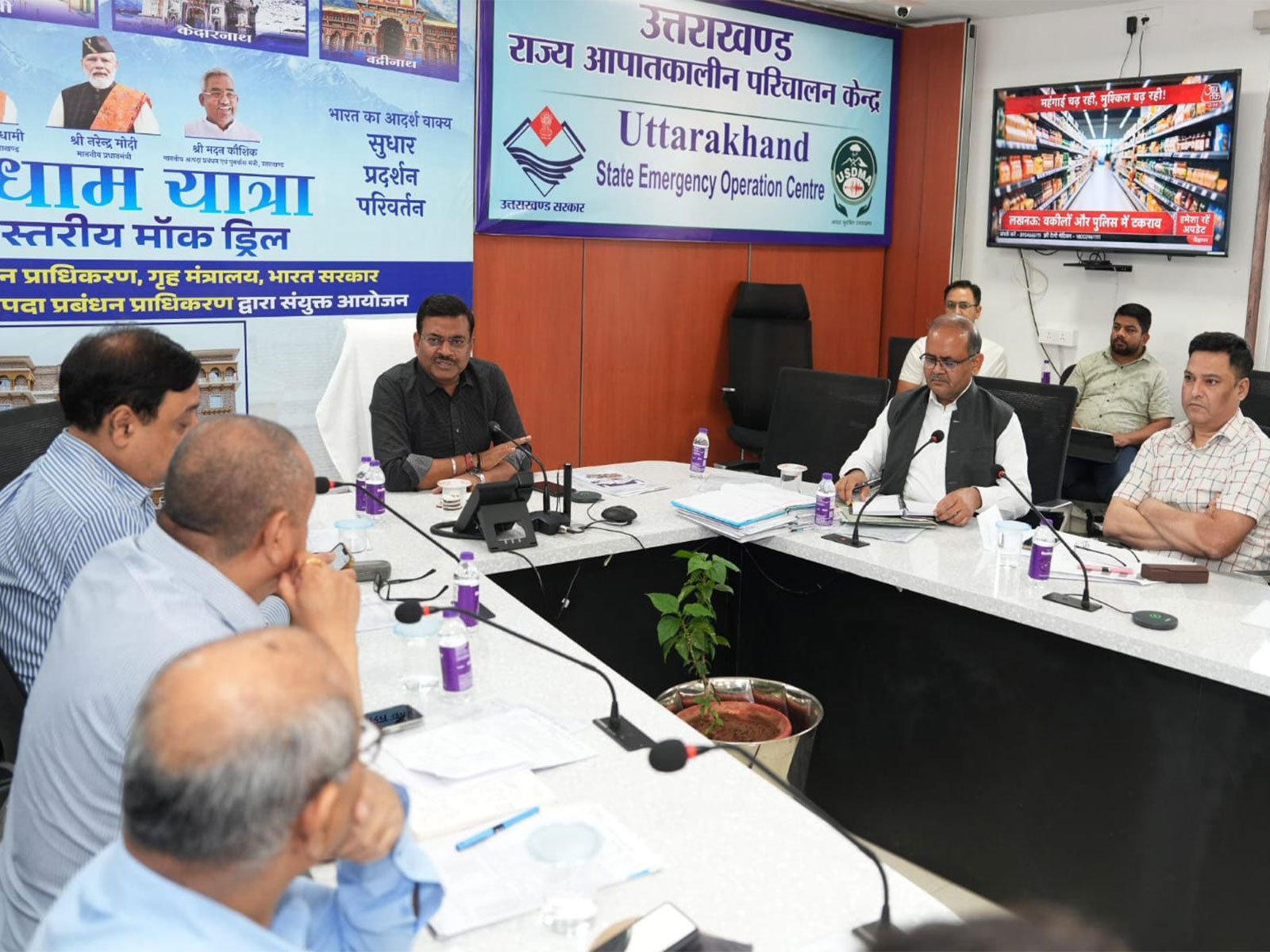 Uttarakhand Chief Secretary Anand Bardhan at meeting (Photo/ @DIPR_UK)