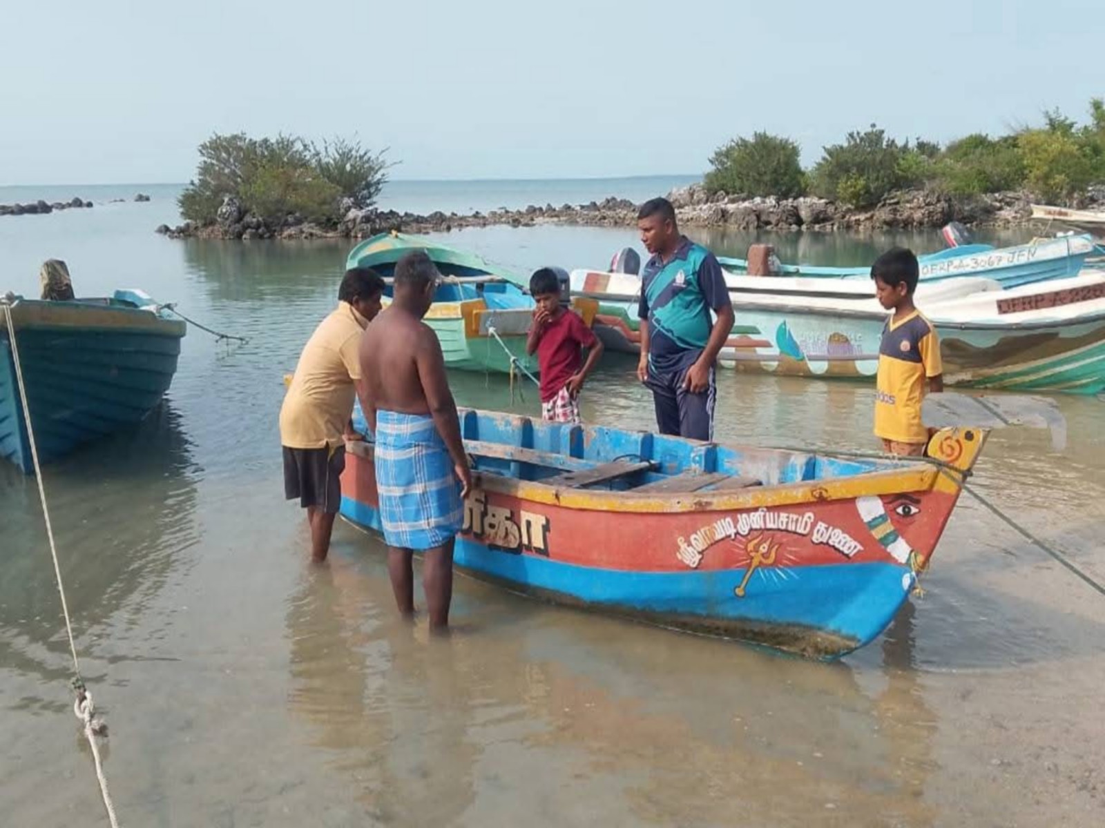 Fisherman stranded in Sri Lanka rescued safely (Photo/Rameswaram fishermen association)