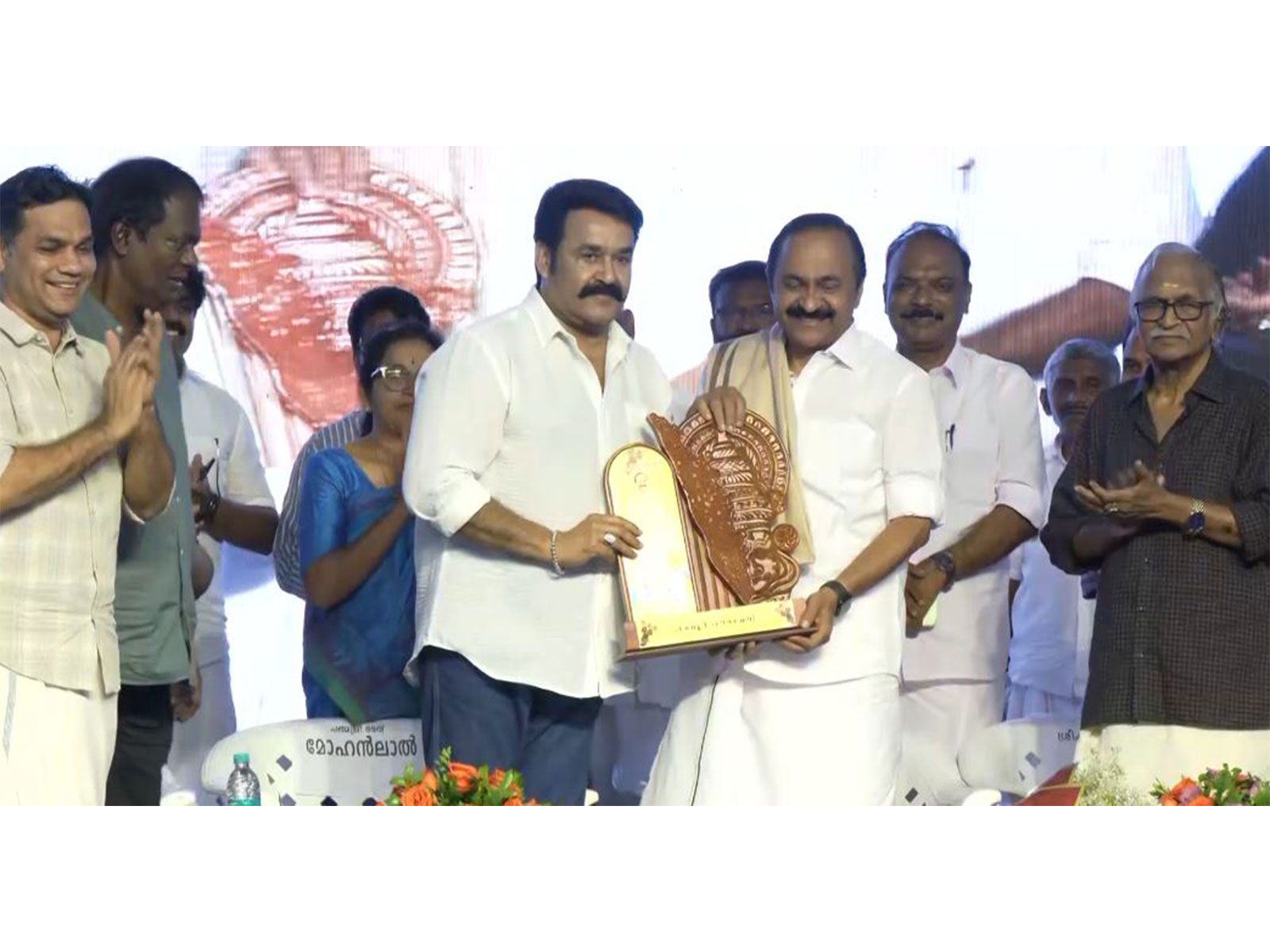 Keralam CM VD Satheesan and actor Mohanlal (Photo/ANI)