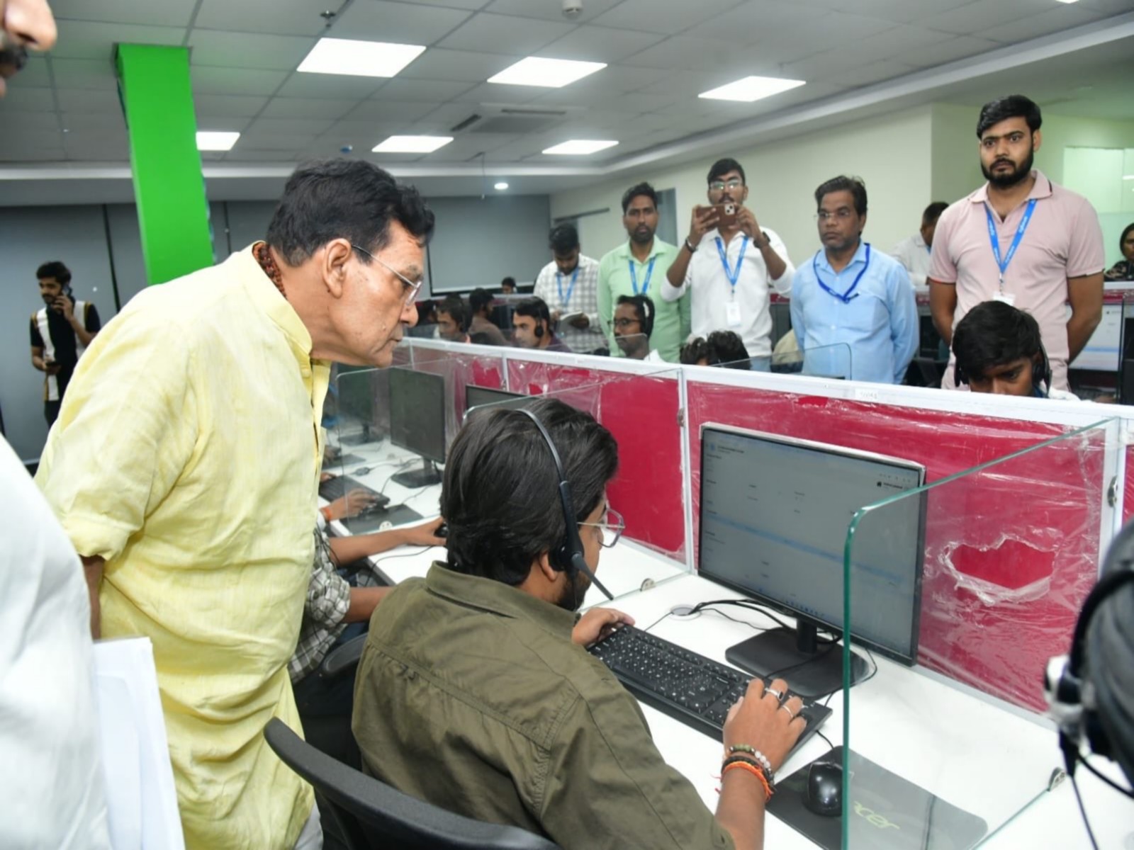 UP Energy Minister AK Sharma monitors the state power helpline (Photo/AK Sharma)