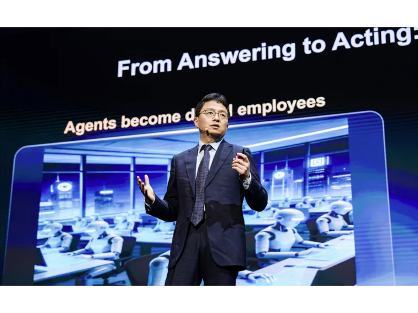  Yuan Yuan, Vice President of Huawei and President of the Huawei Data Storage Product Line (Photo/Huawei release)