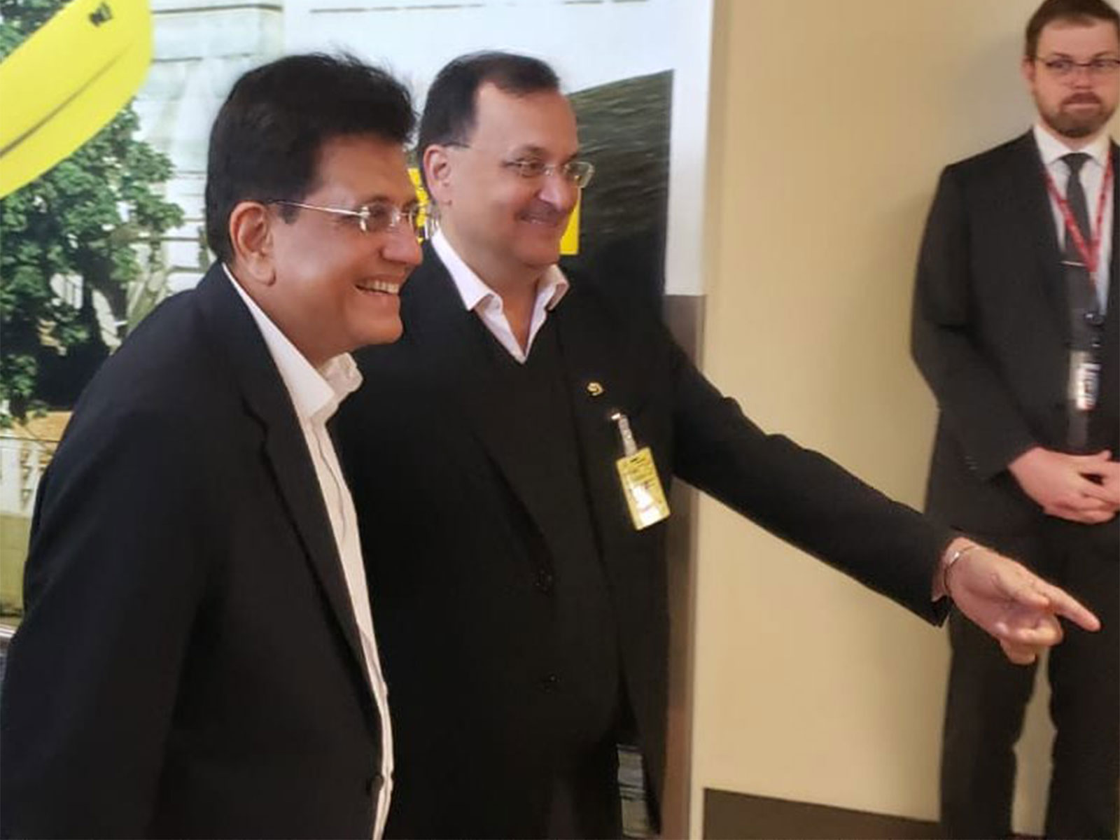 India's High Commissioner to Canada, Dinesh K. Patnaik, receives Commerce and Industry Minister Piyush Goyal upon his arrival in Ottawa. (Photo: X/@HCI_Ottawa)